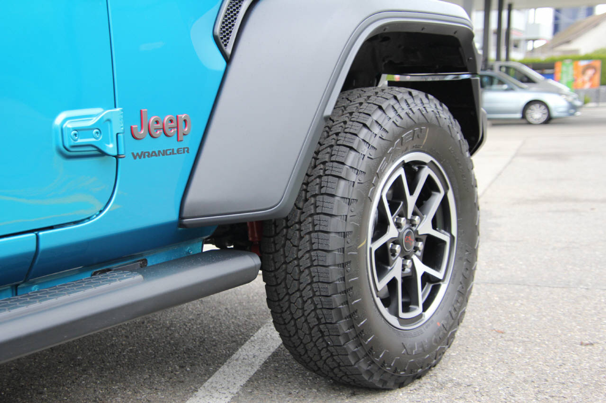 listing desktop thumbnail image 15