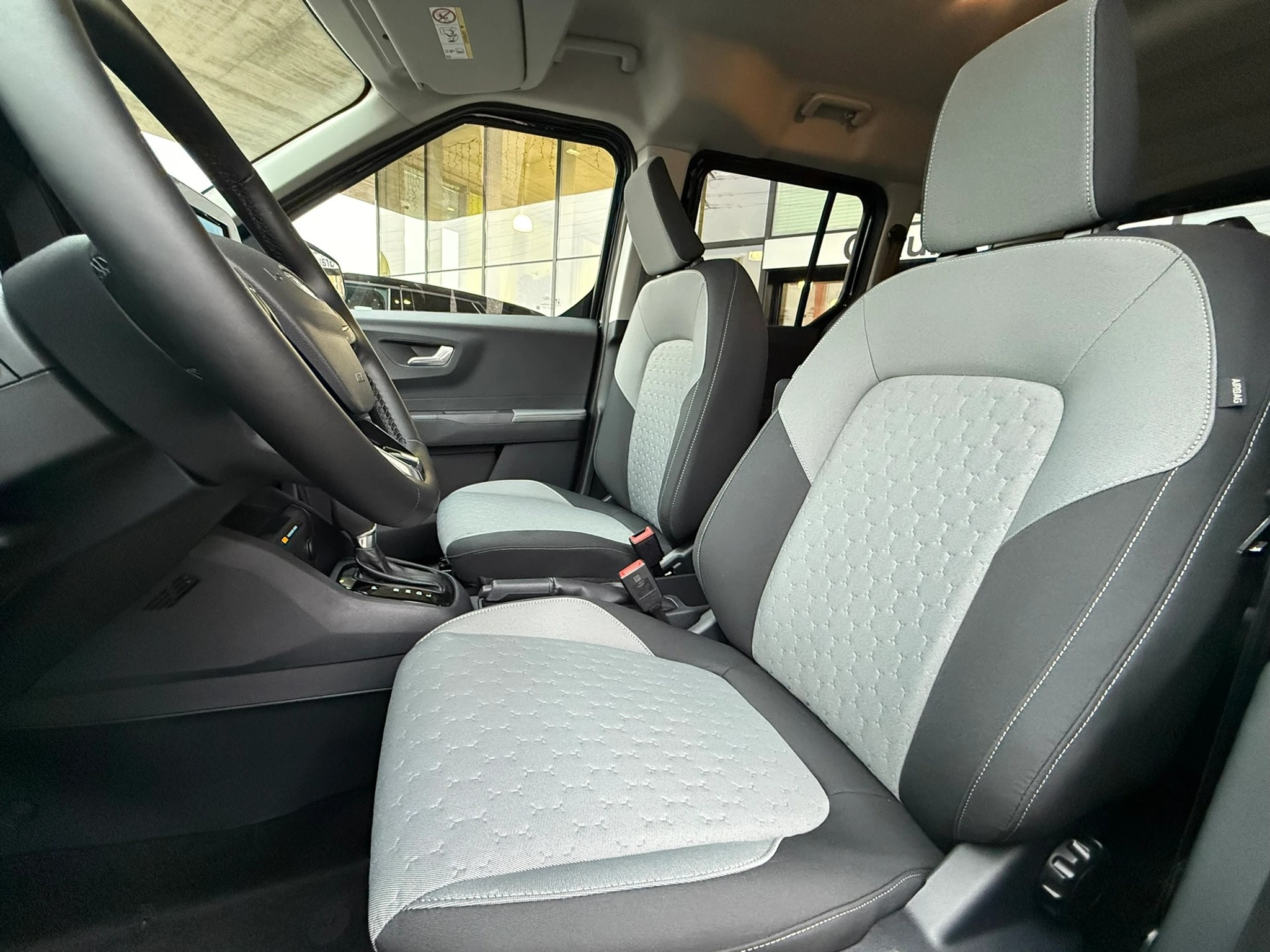 listing desktop thumbnail image 6