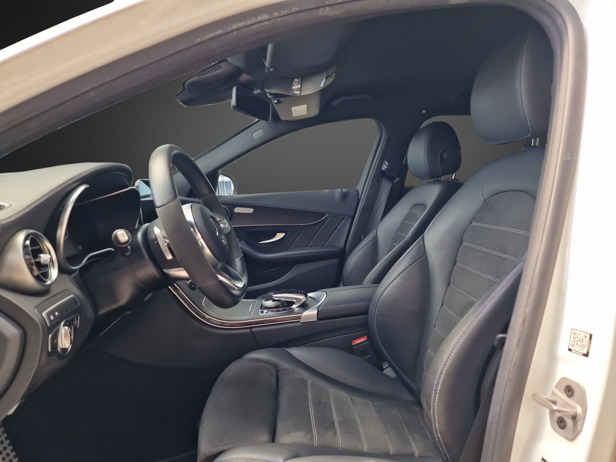 listing desktop thumbnail image 9