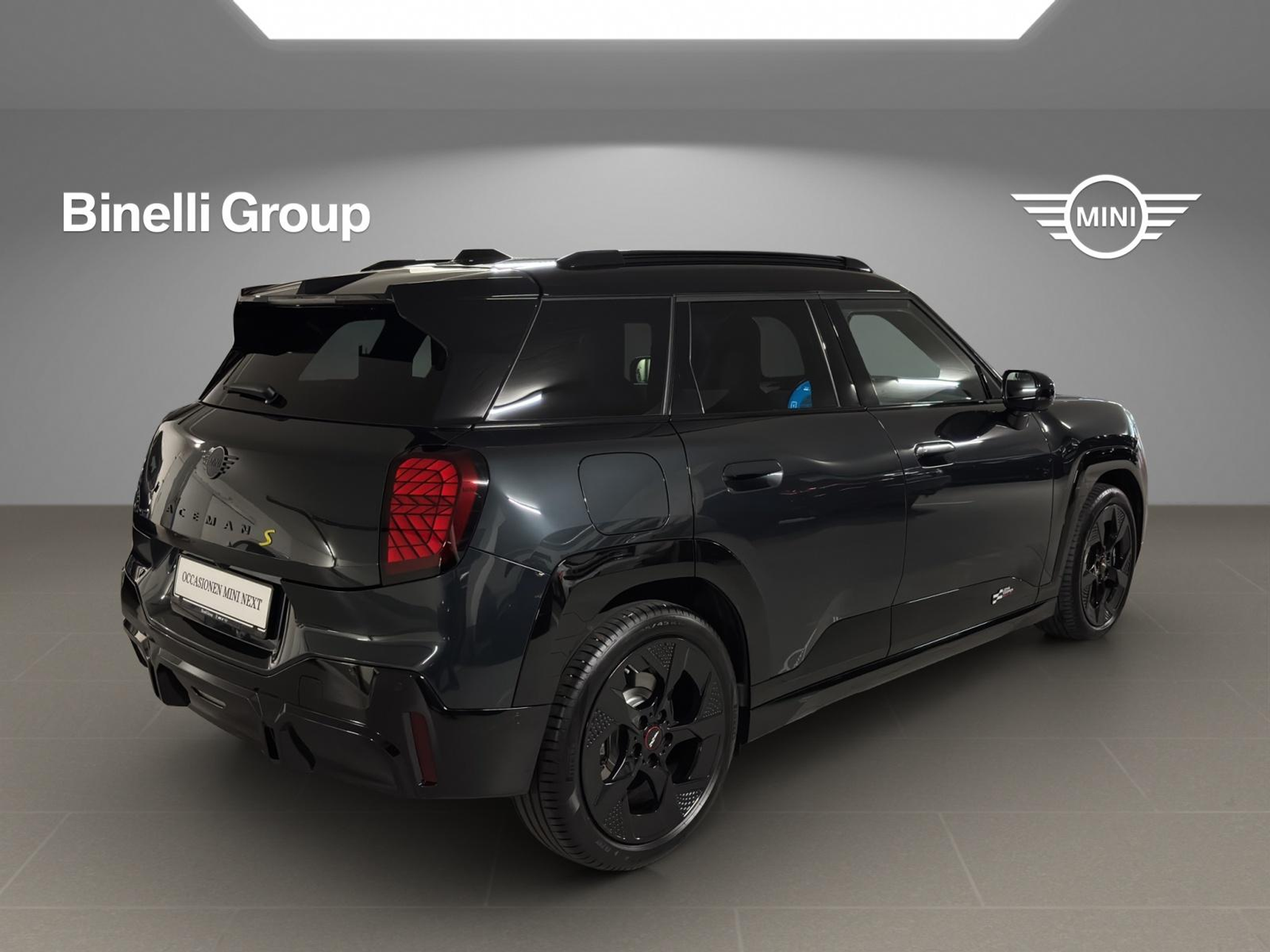 listing desktop thumbnail image 15