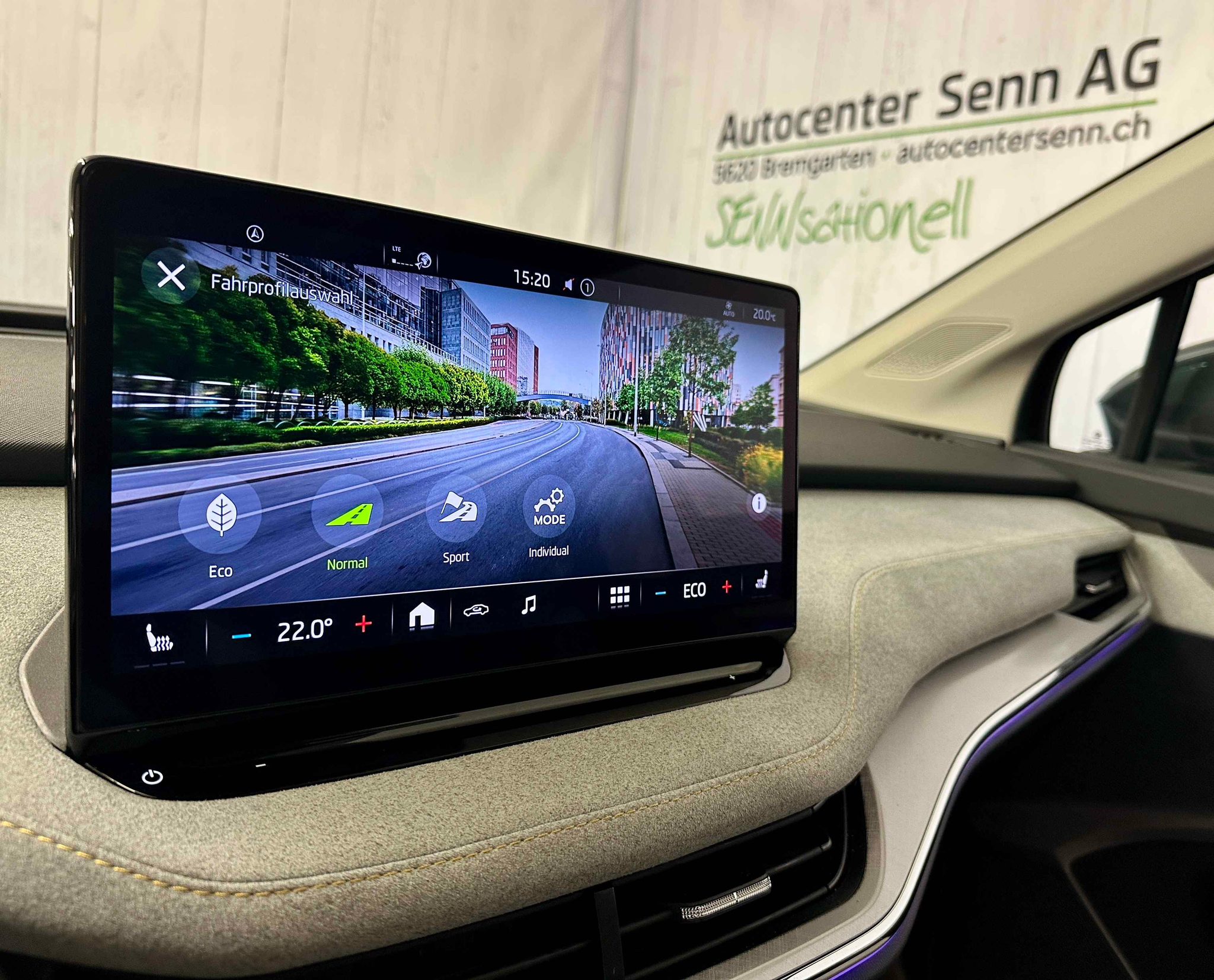 listing desktop thumbnail image 11