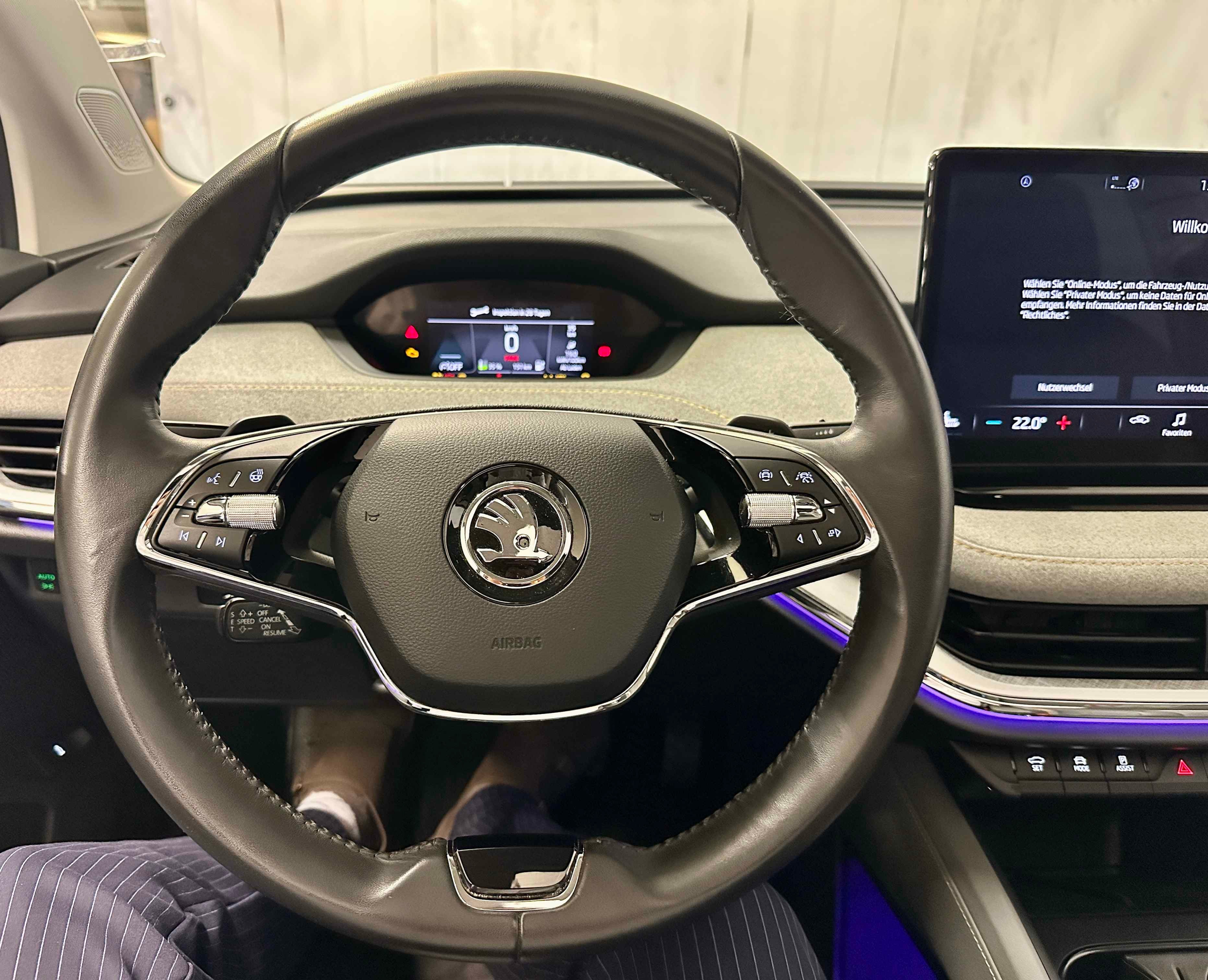 listing desktop thumbnail image 9