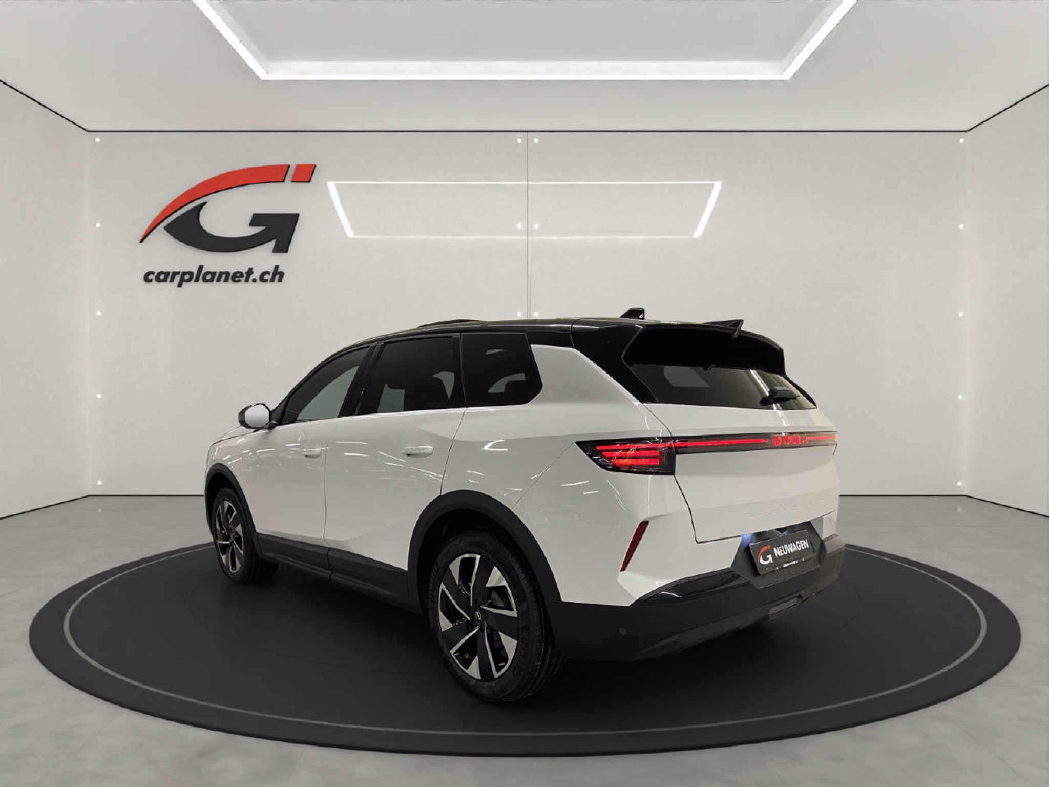 listing desktop thumbnail image 2