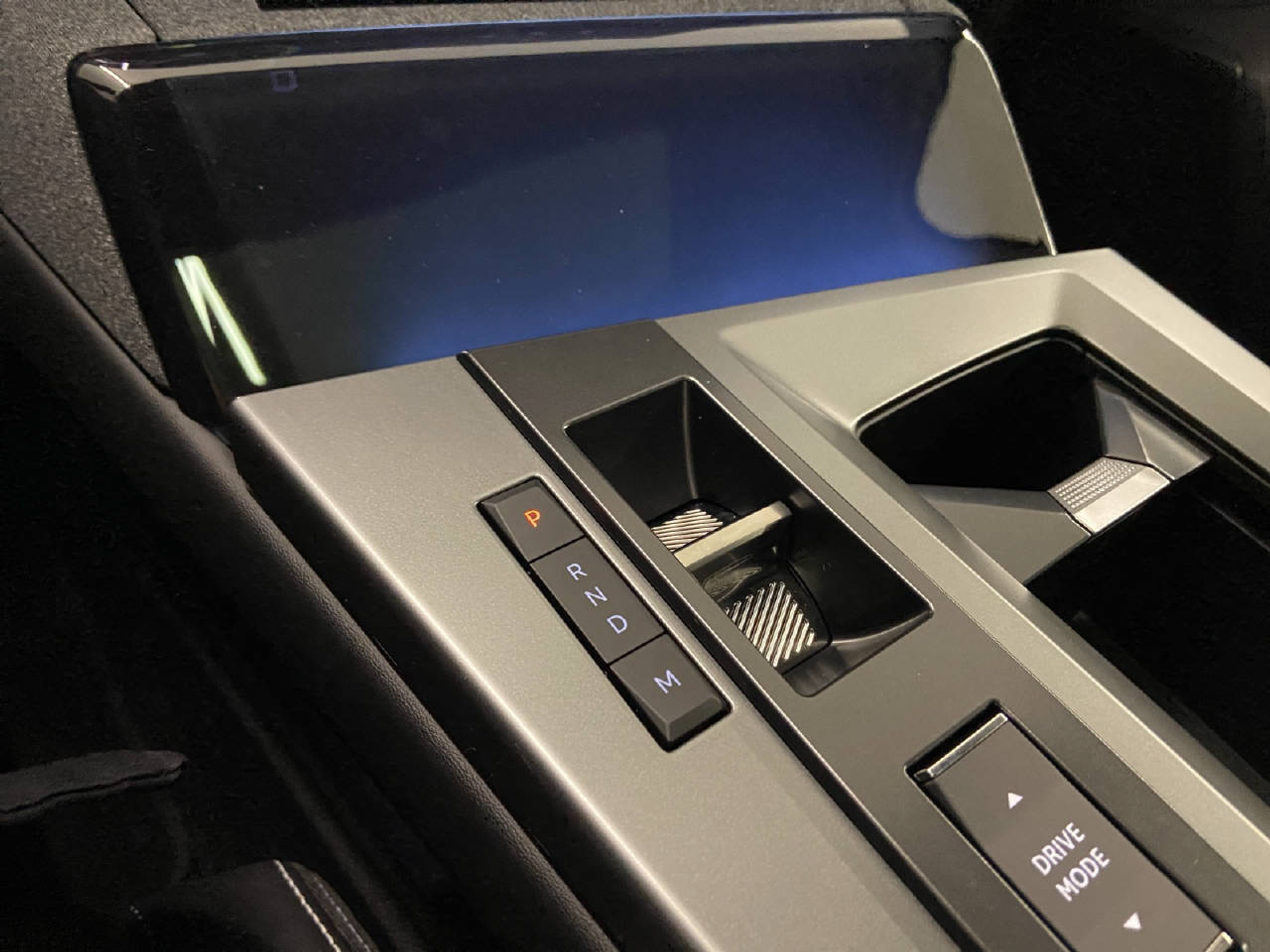 listing desktop thumbnail image 8