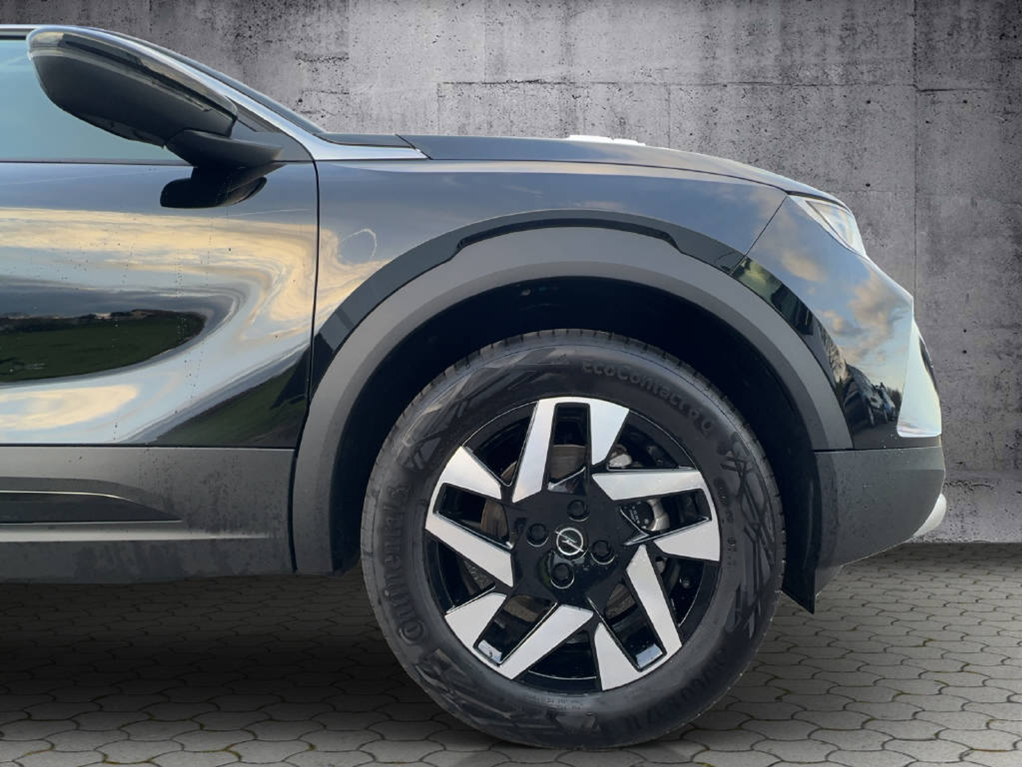 listing desktop thumbnail image 14