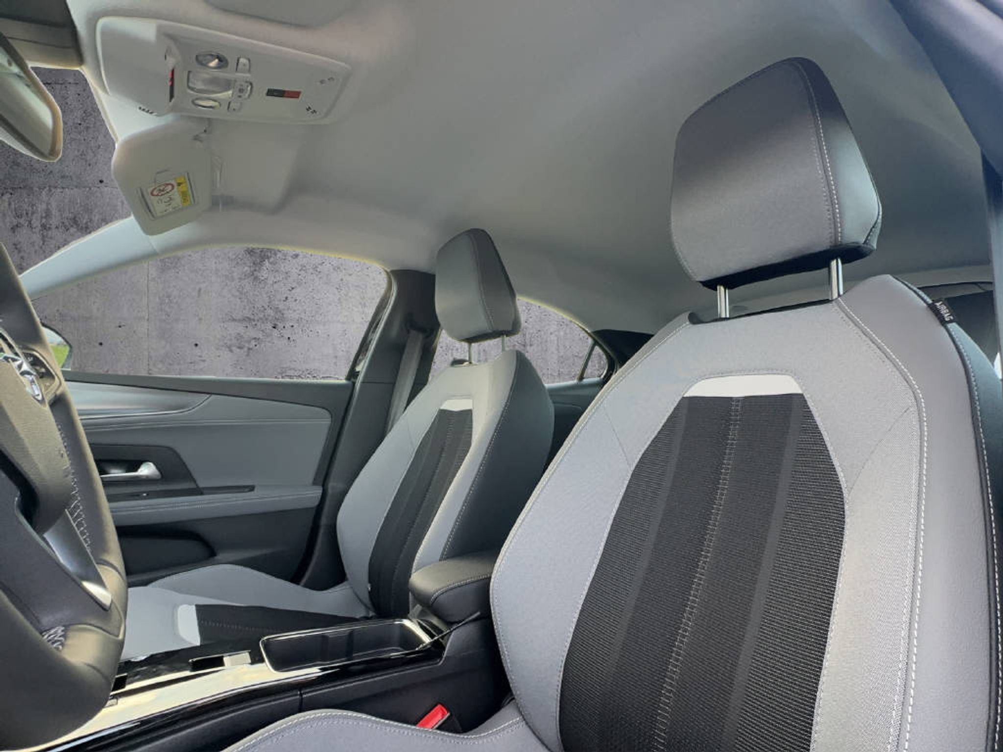 listing desktop thumbnail image 15