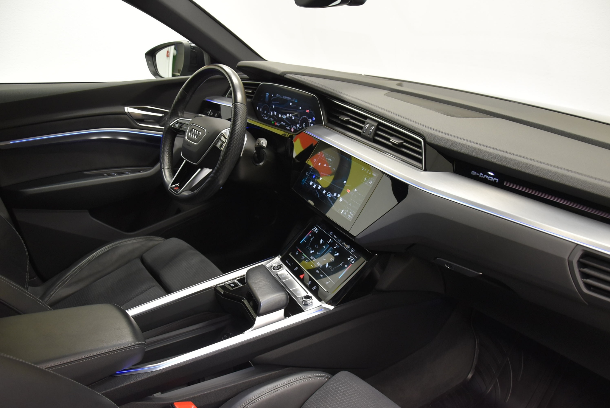 listing desktop thumbnail image 3