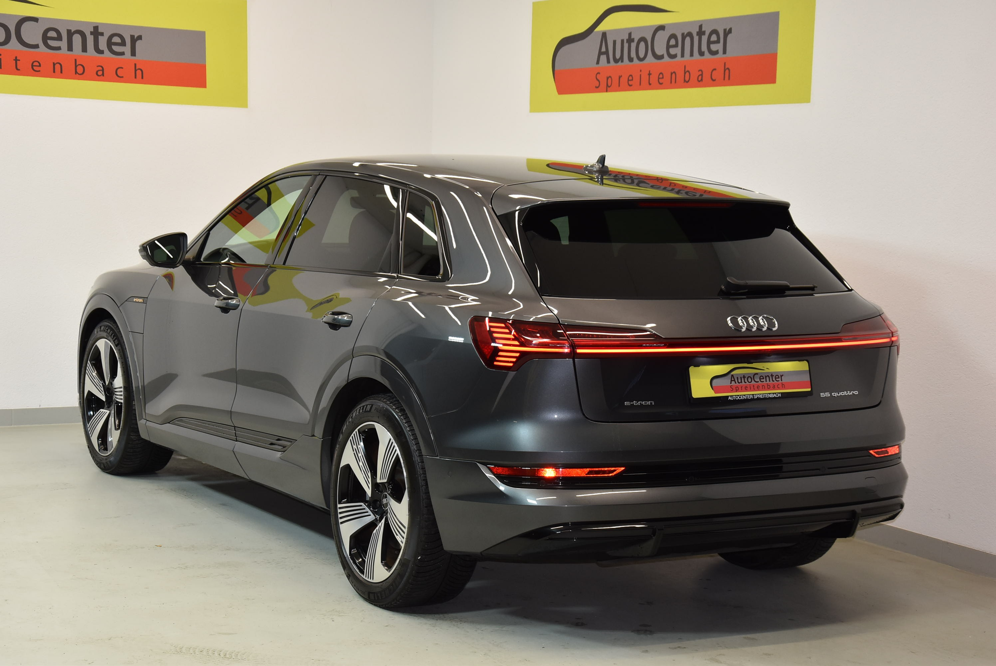 listing desktop thumbnail image 10