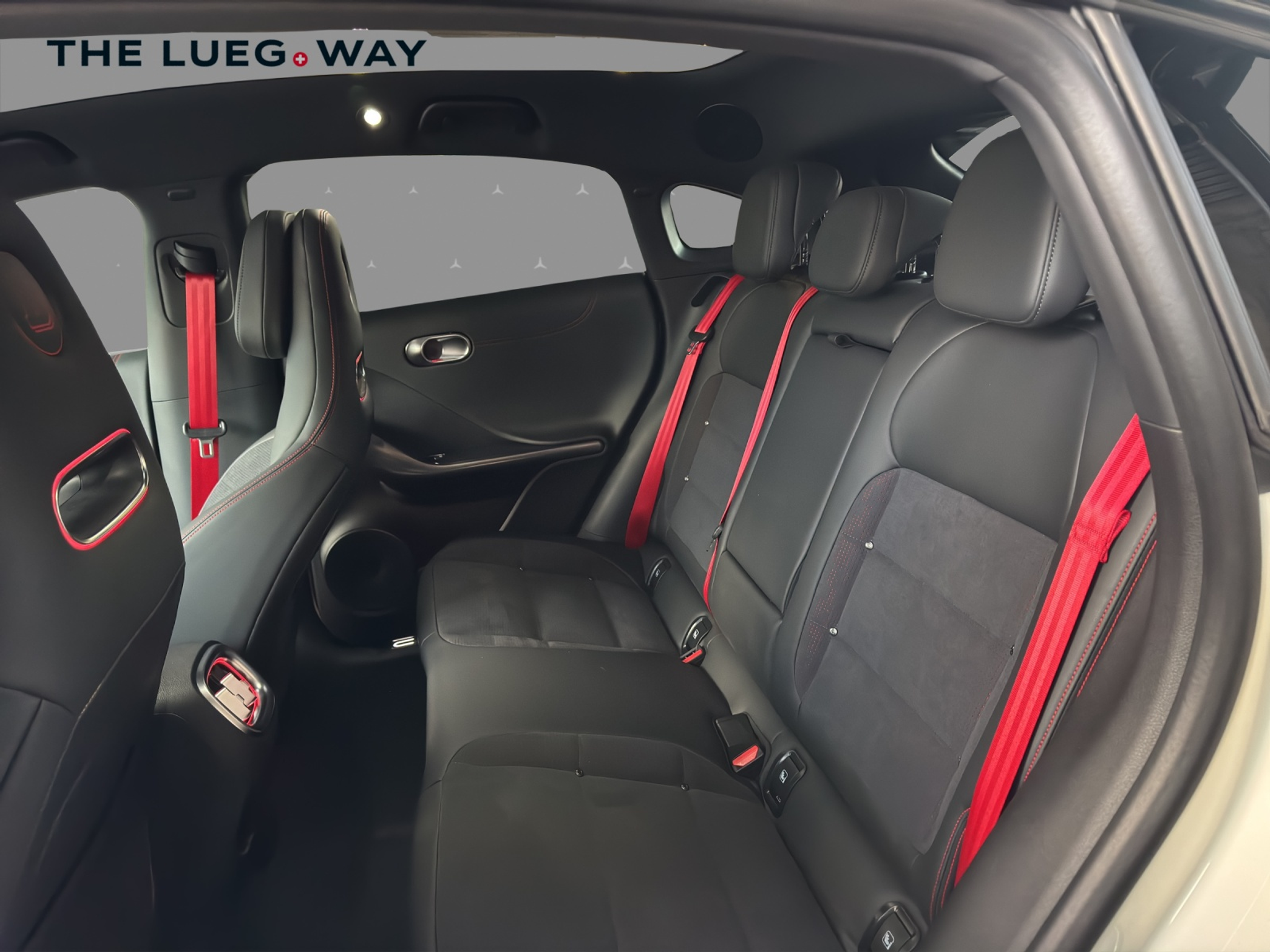 listing desktop thumbnail image 15