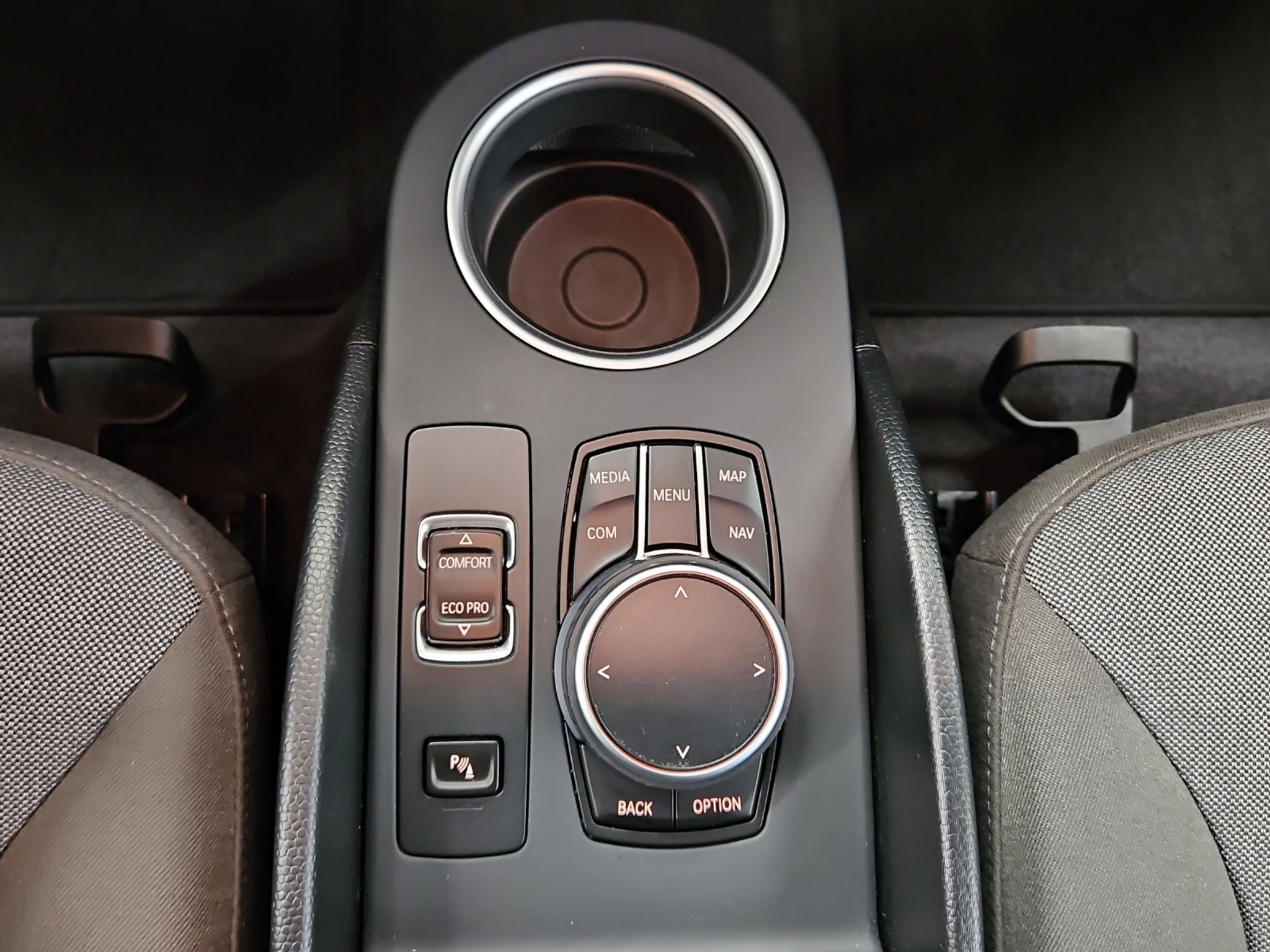 listing desktop thumbnail image 16