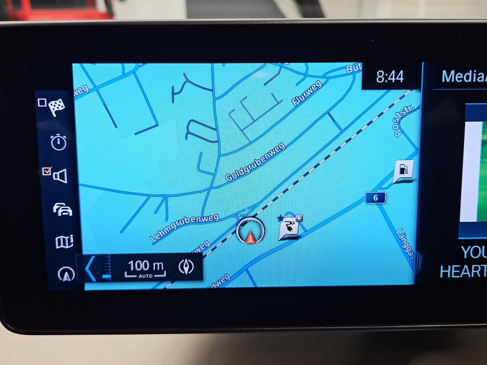 listing desktop thumbnail image 17