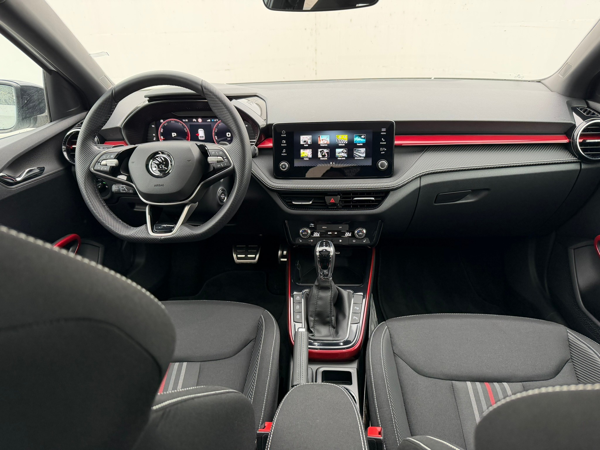 listing desktop thumbnail image 9