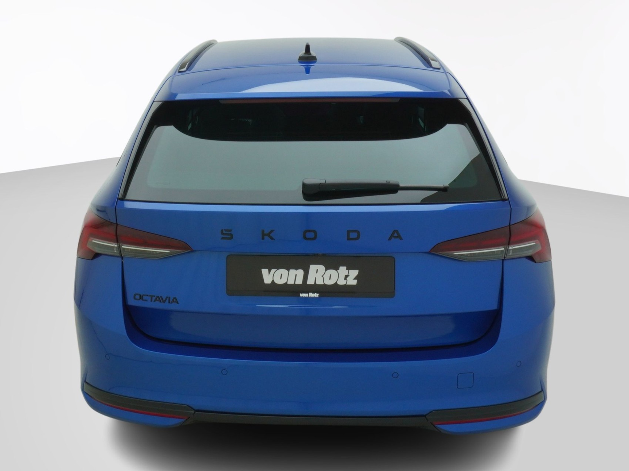 listing desktop thumbnail image 3