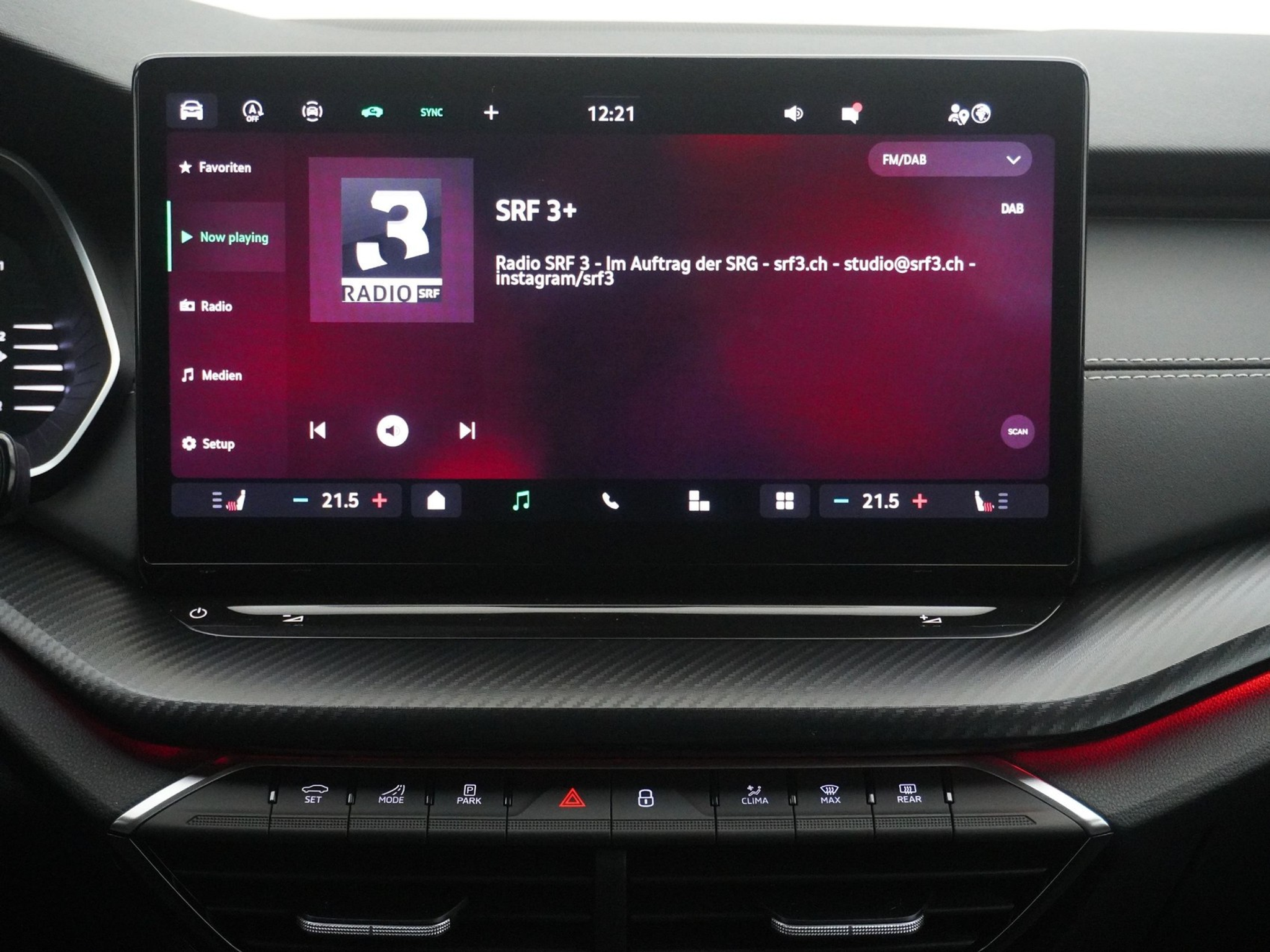 listing desktop thumbnail image 22