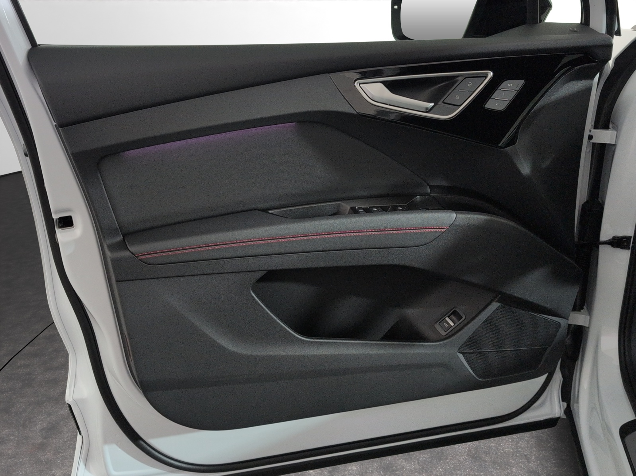 listing desktop thumbnail image 13