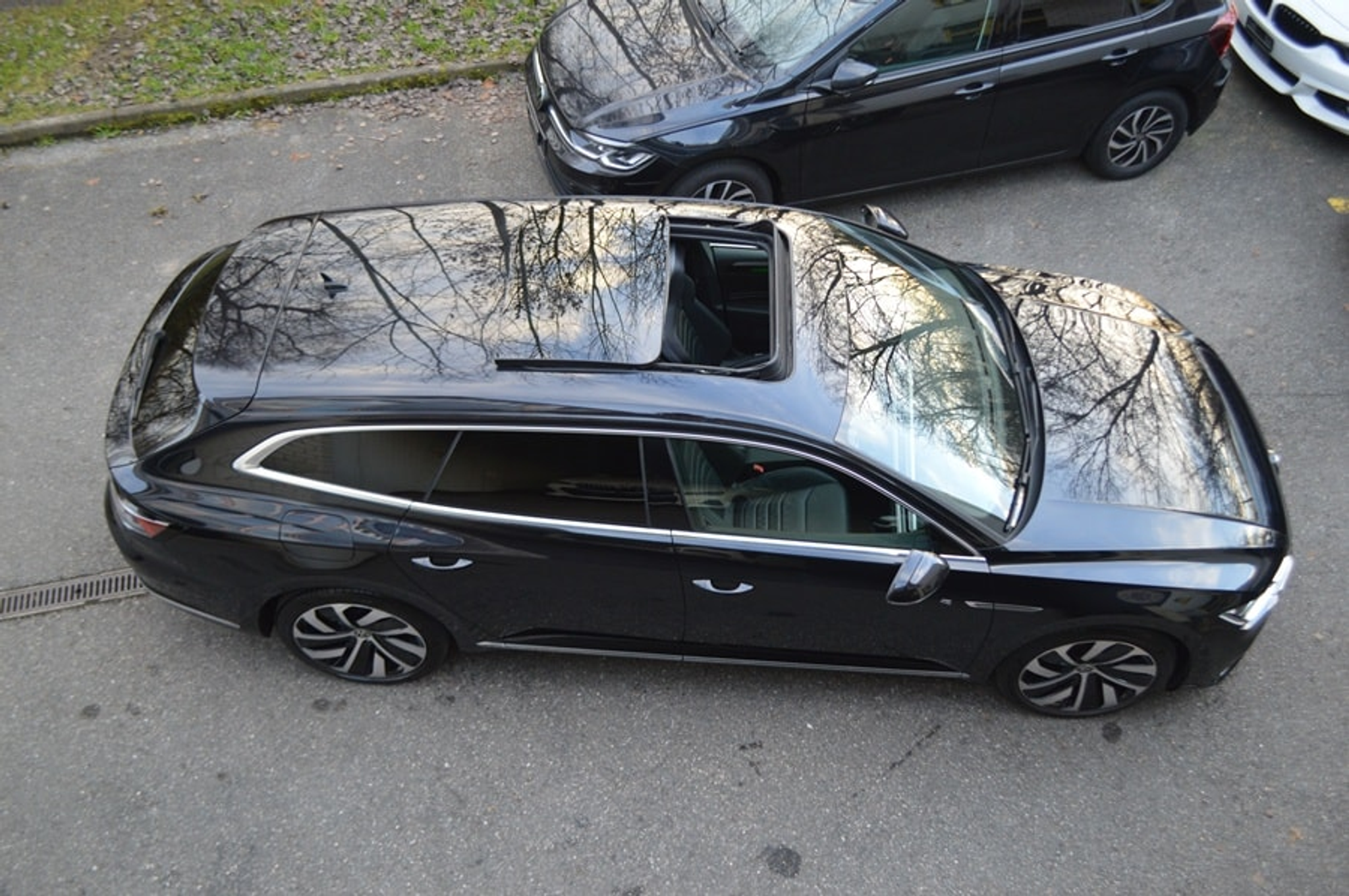 listing desktop thumbnail image 15