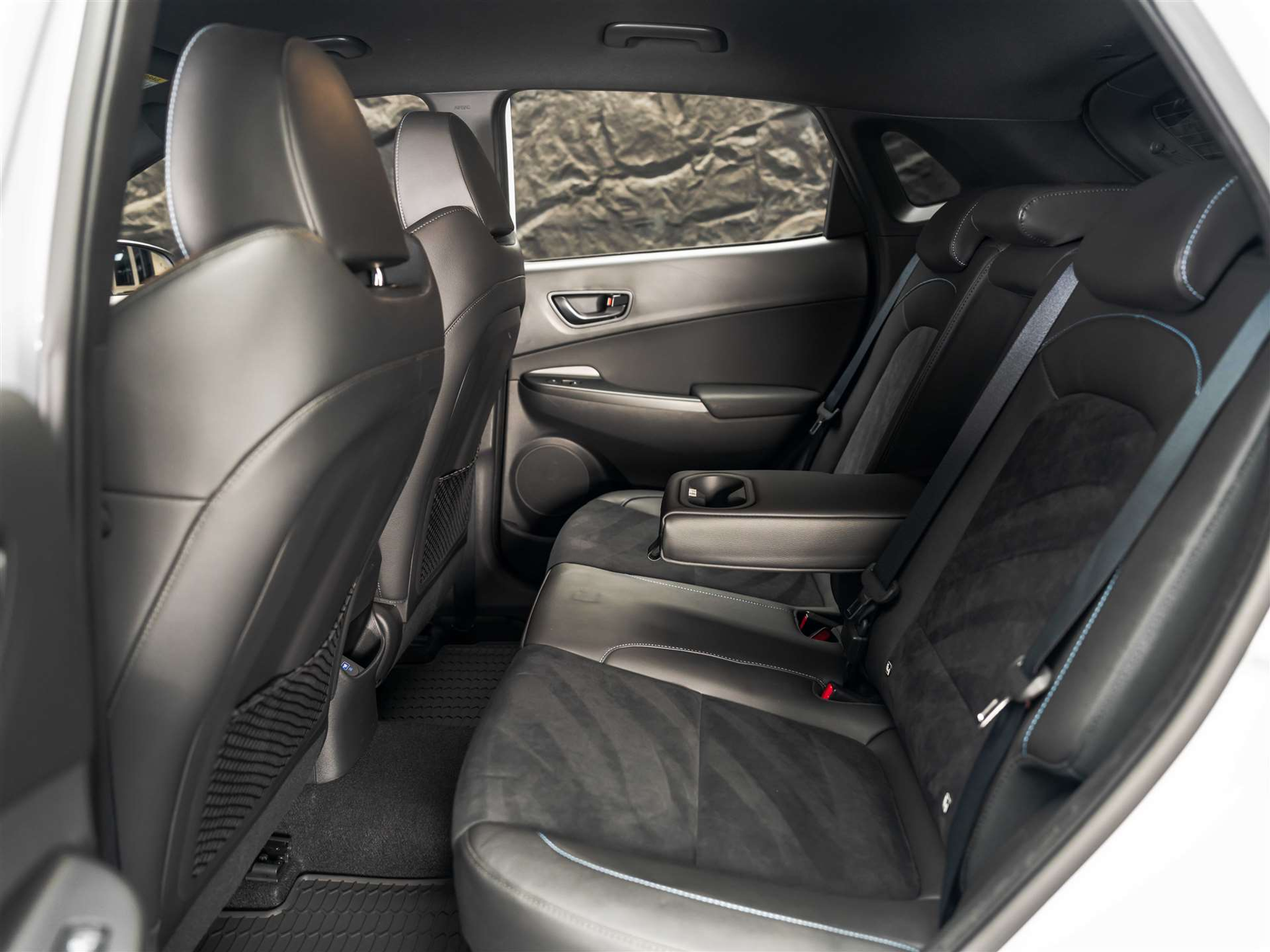 listing desktop thumbnail image 12