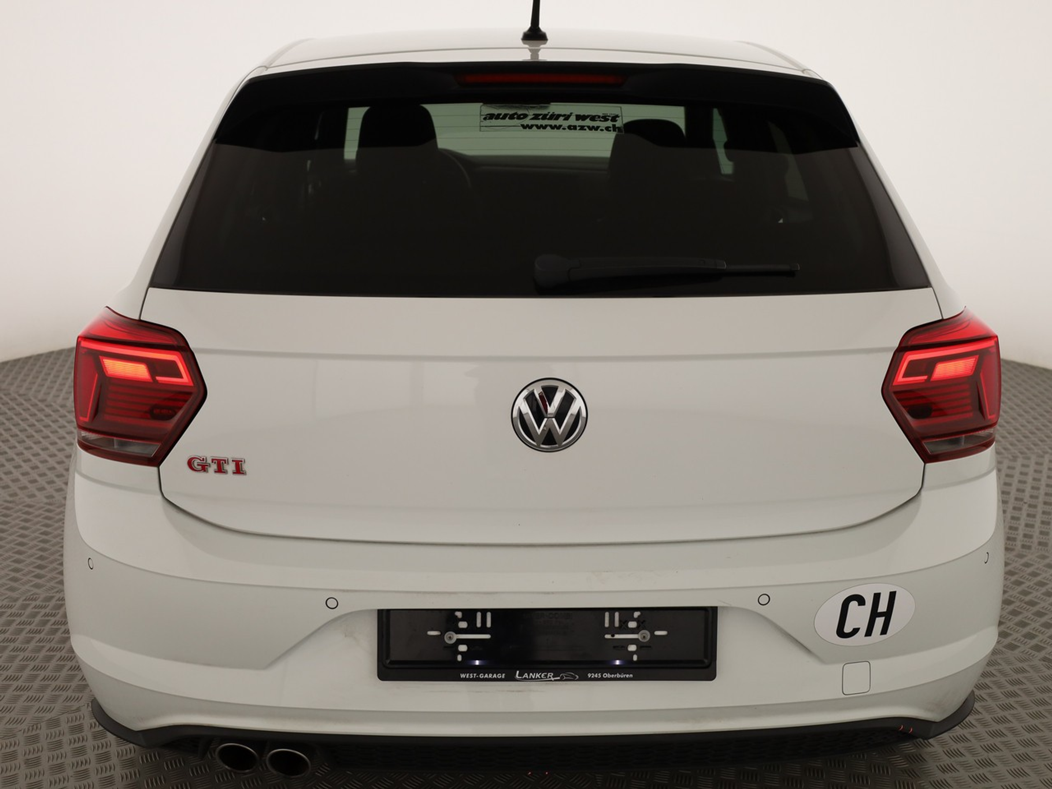 listing desktop thumbnail image 4