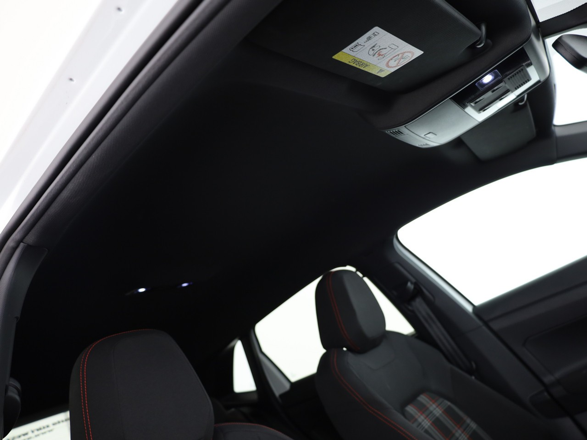 listing desktop thumbnail image 11