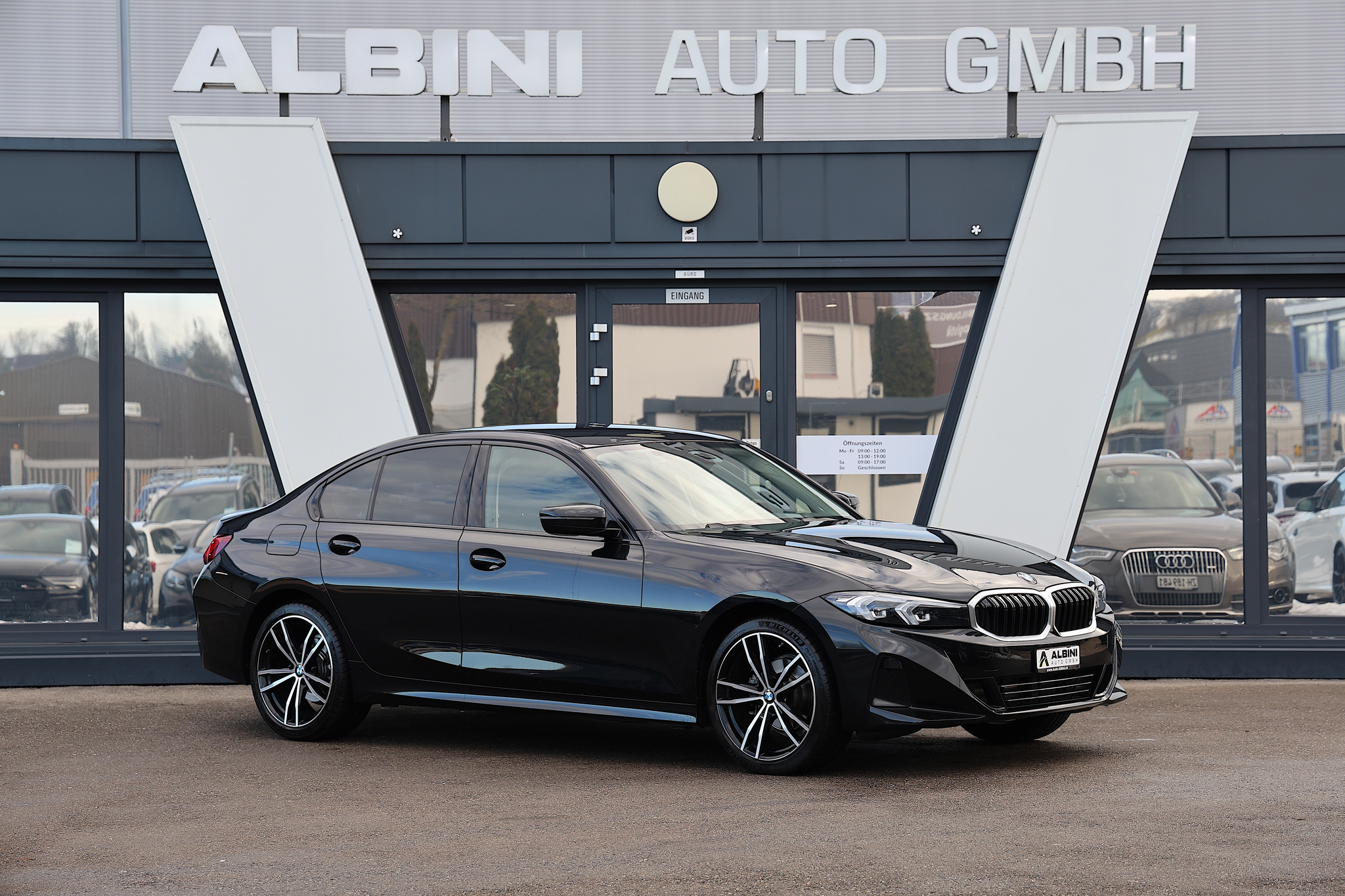 listing desktop thumbnail image 1