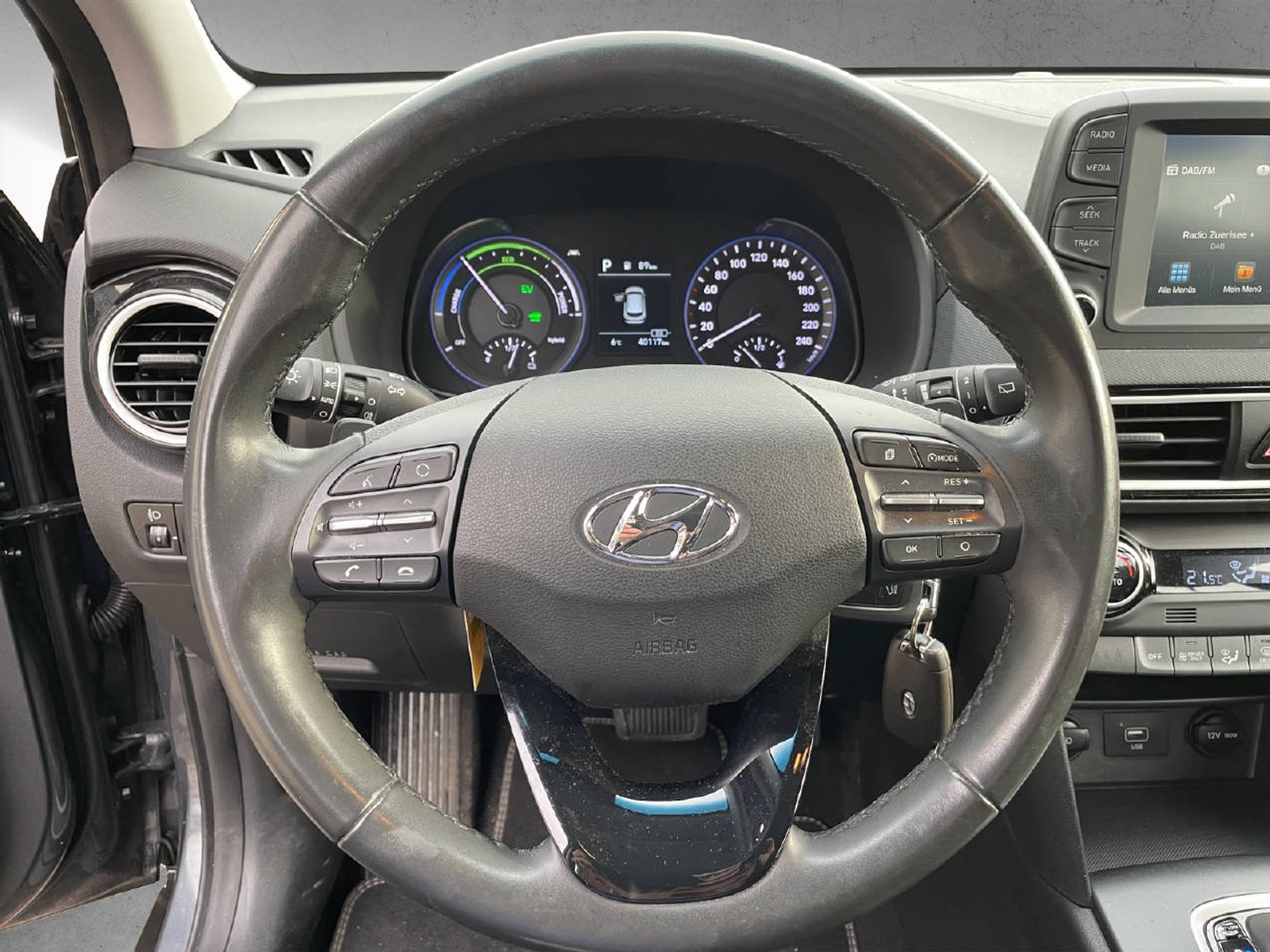 listing desktop thumbnail image 9