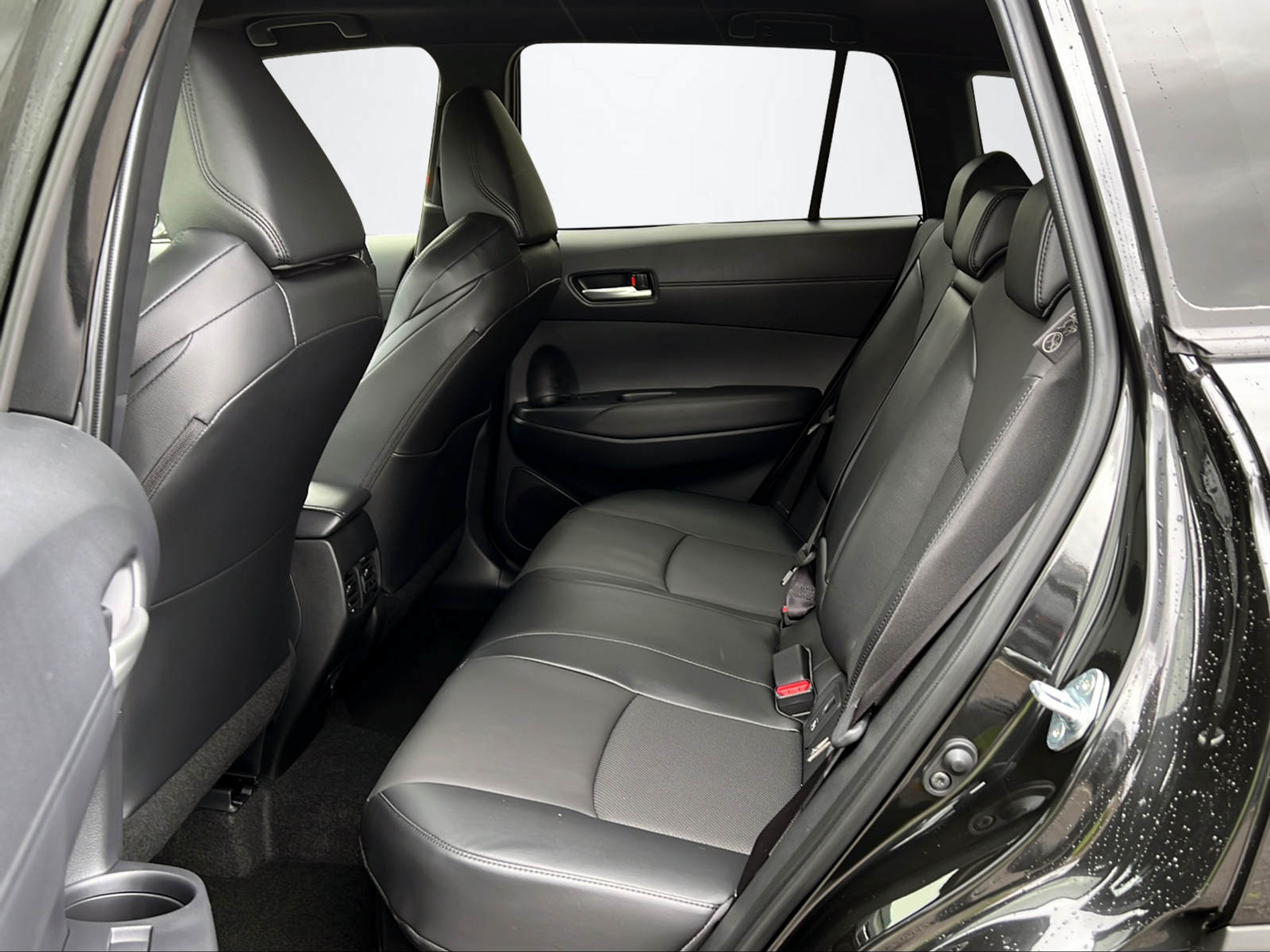 listing desktop thumbnail image 10