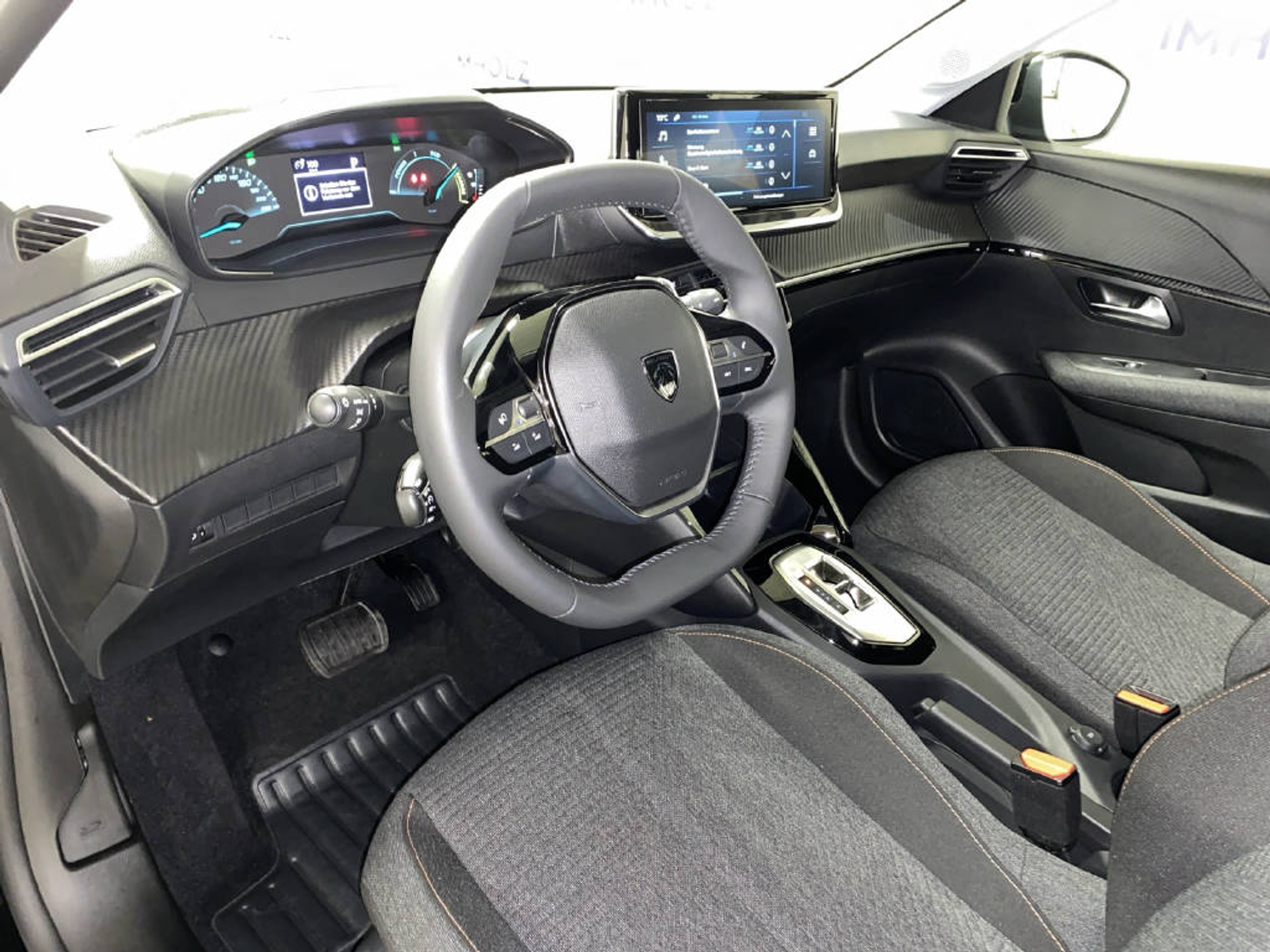 listing desktop thumbnail image 14