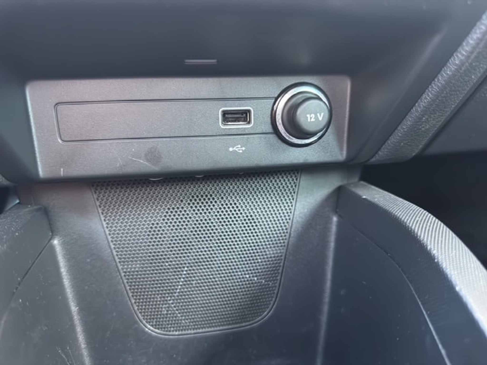 listing desktop thumbnail image 25