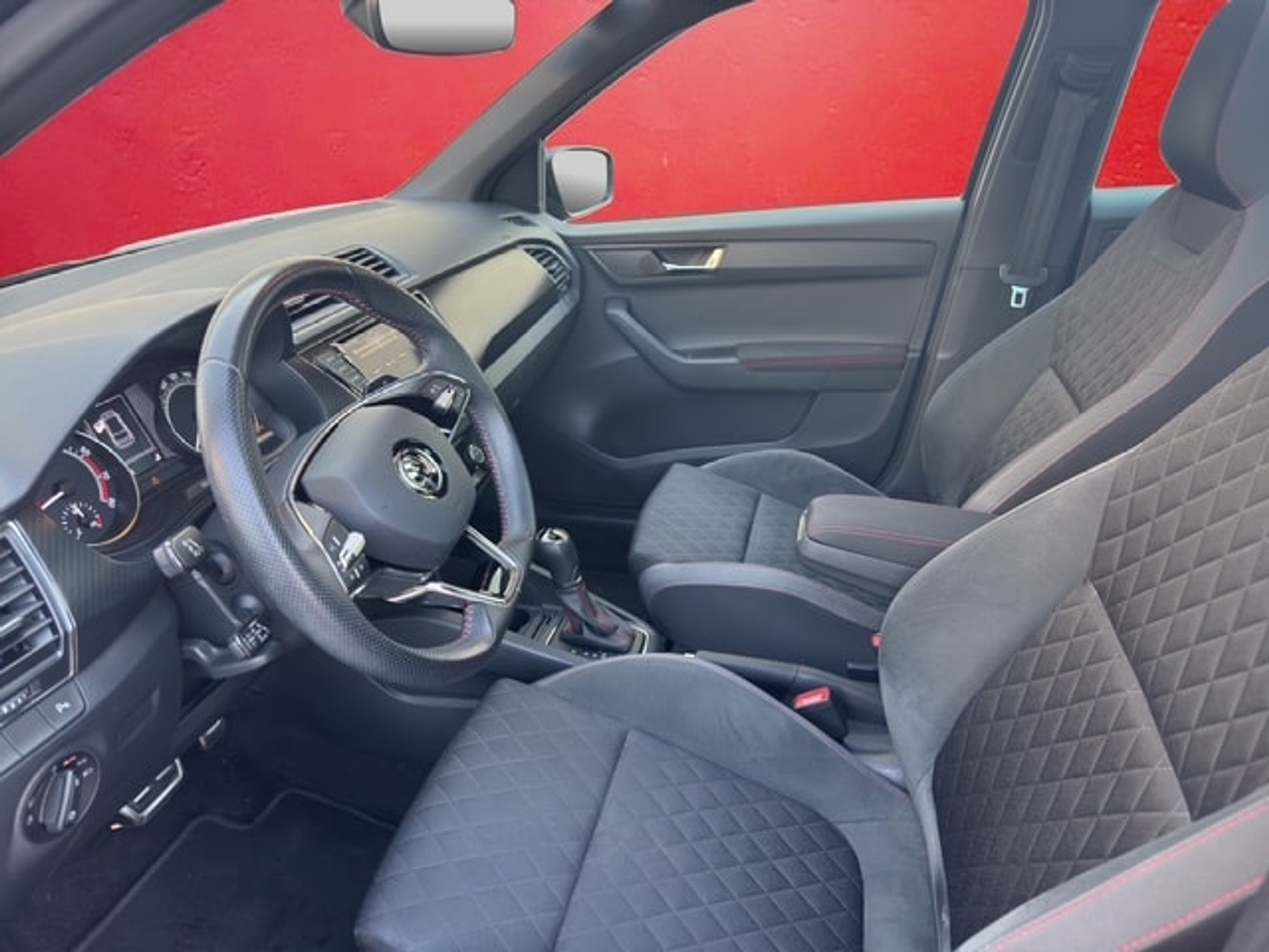 listing desktop thumbnail image 9