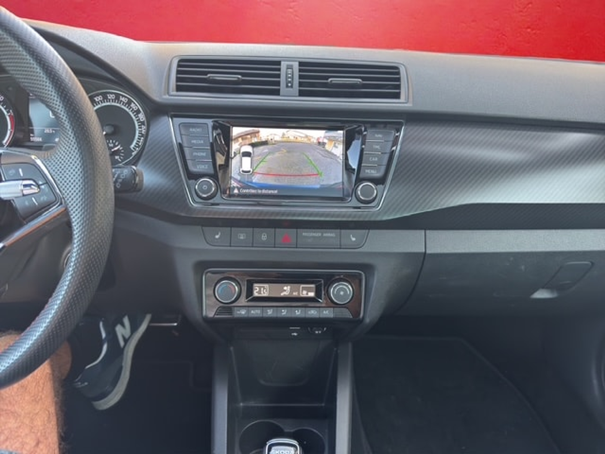 listing desktop thumbnail image 14