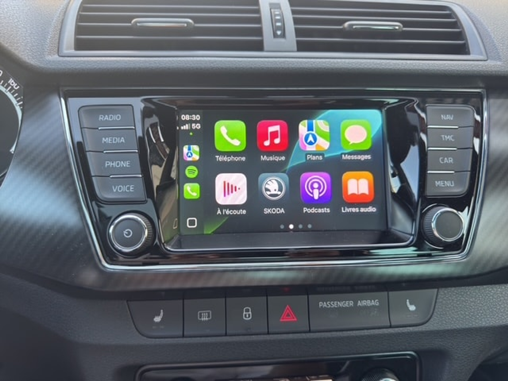 listing desktop thumbnail image 15