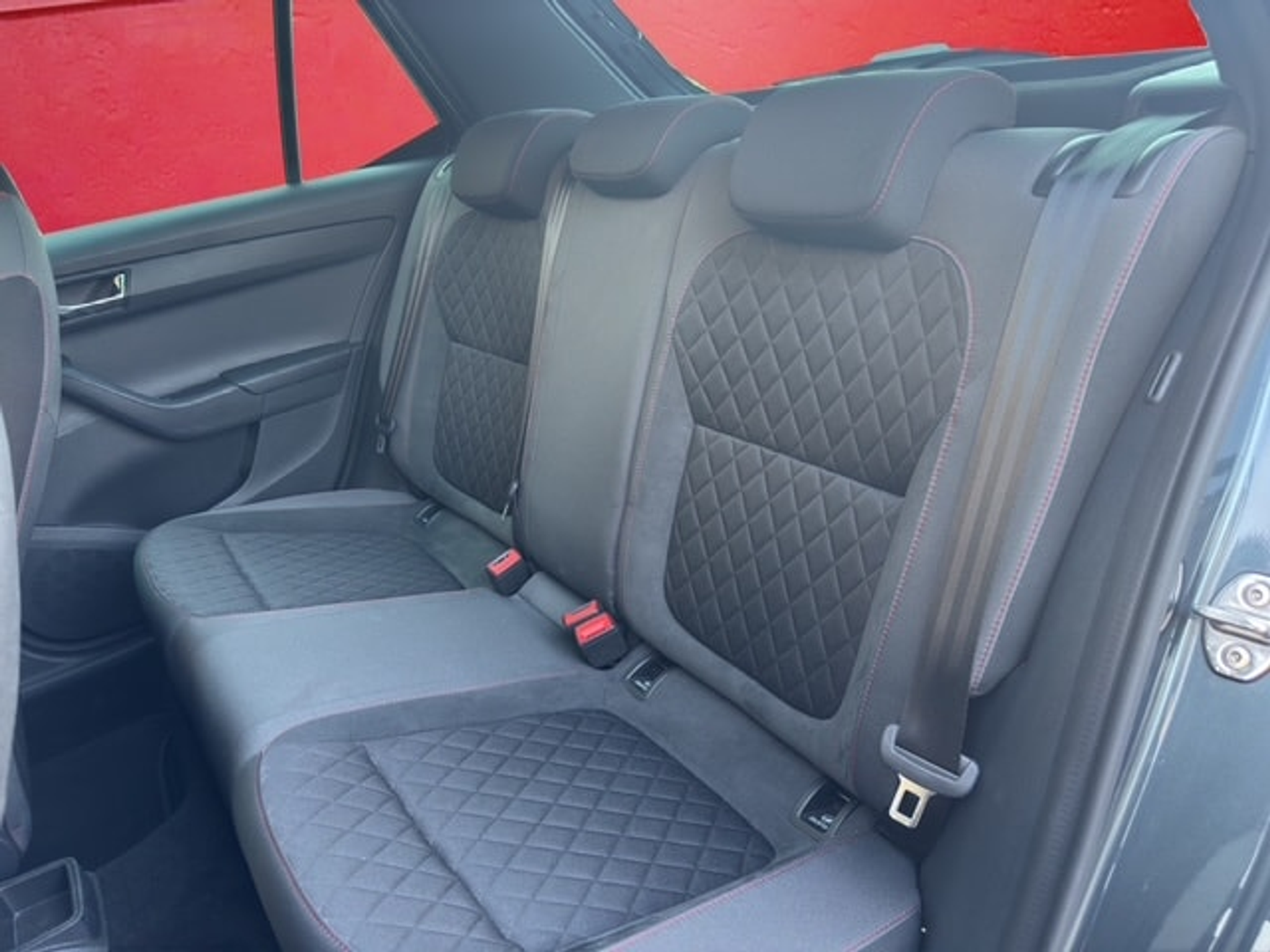 listing desktop thumbnail image 12