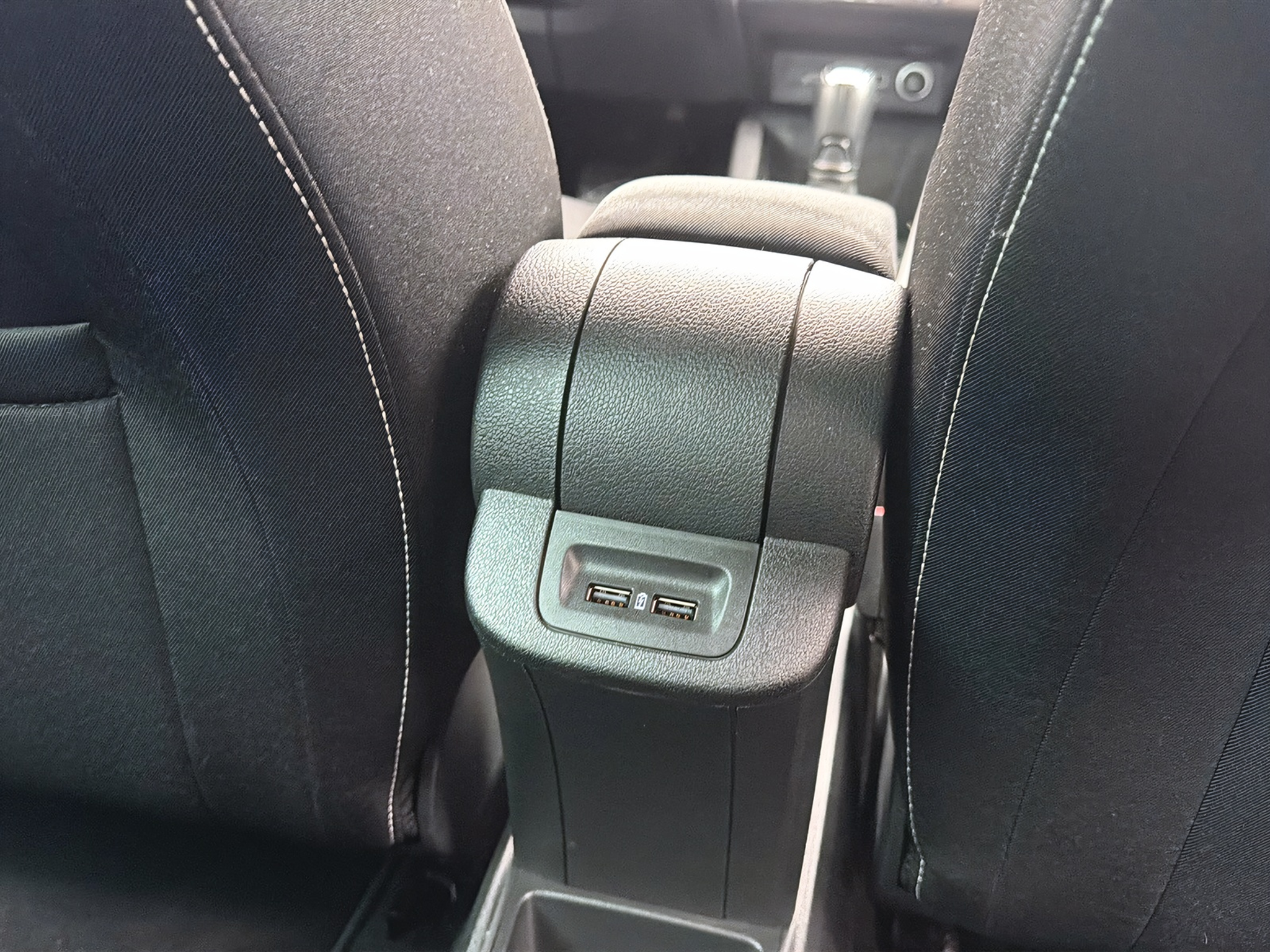 listing desktop thumbnail image 17