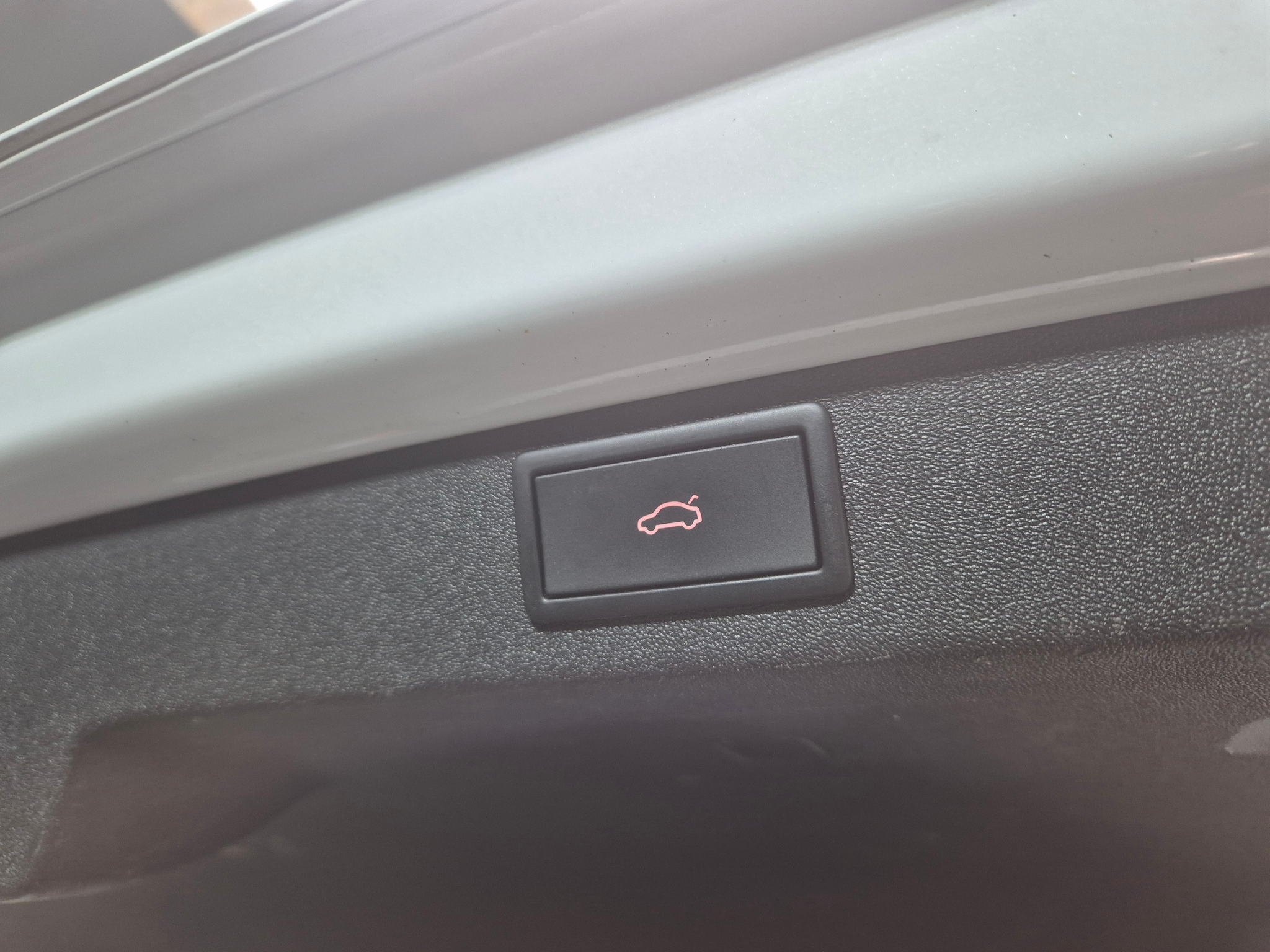 listing desktop thumbnail image 9