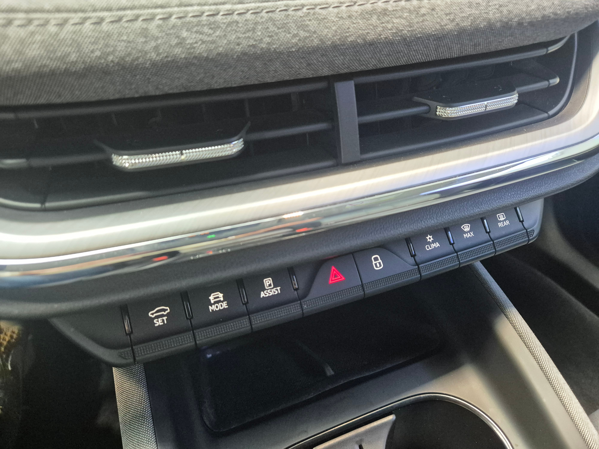 listing desktop thumbnail image 23