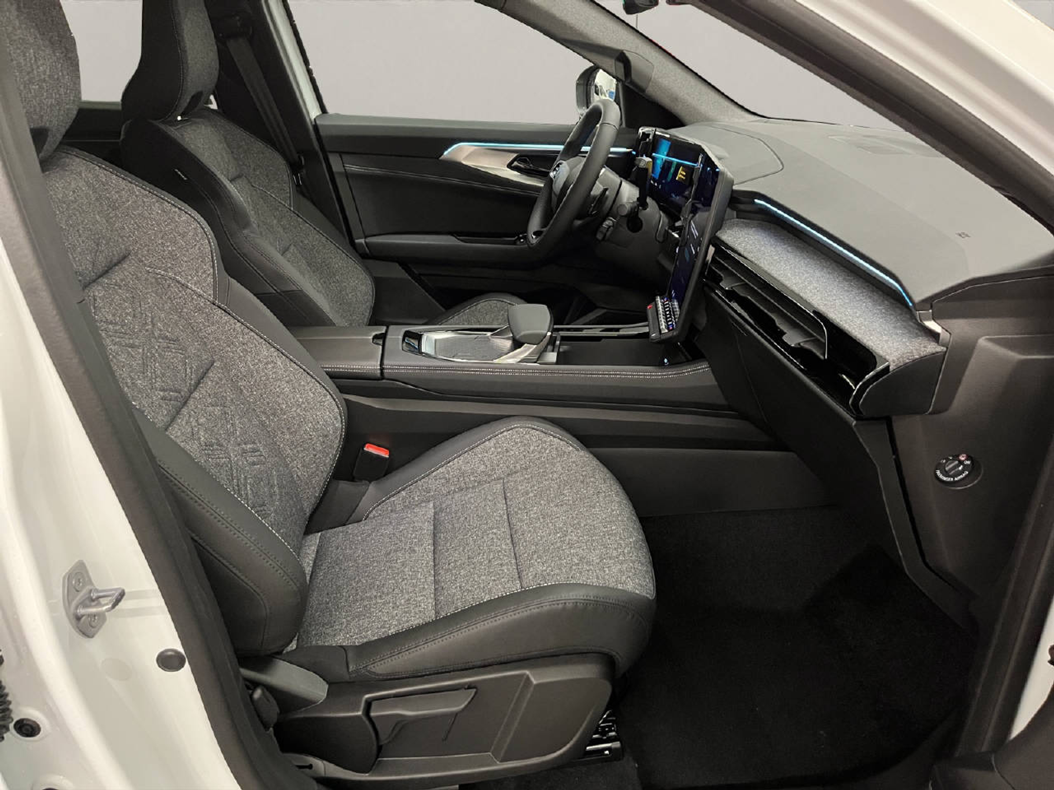 listing desktop thumbnail image 11