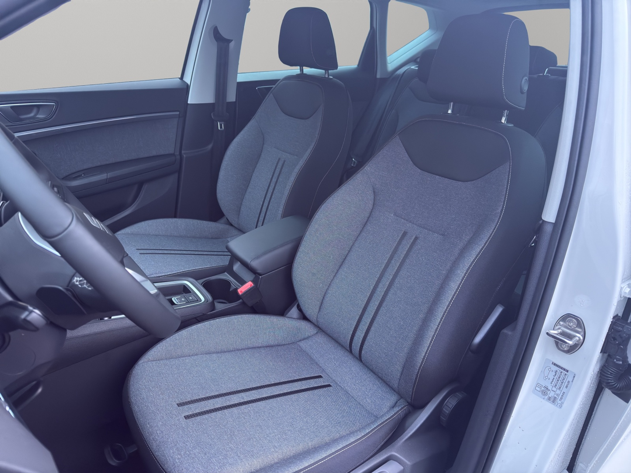 listing desktop thumbnail image 5