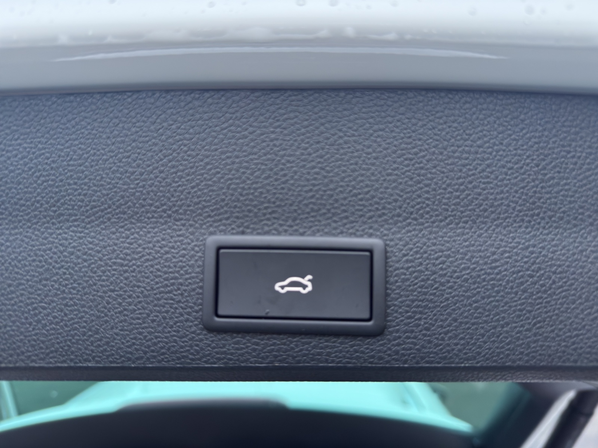 listing desktop thumbnail image 10