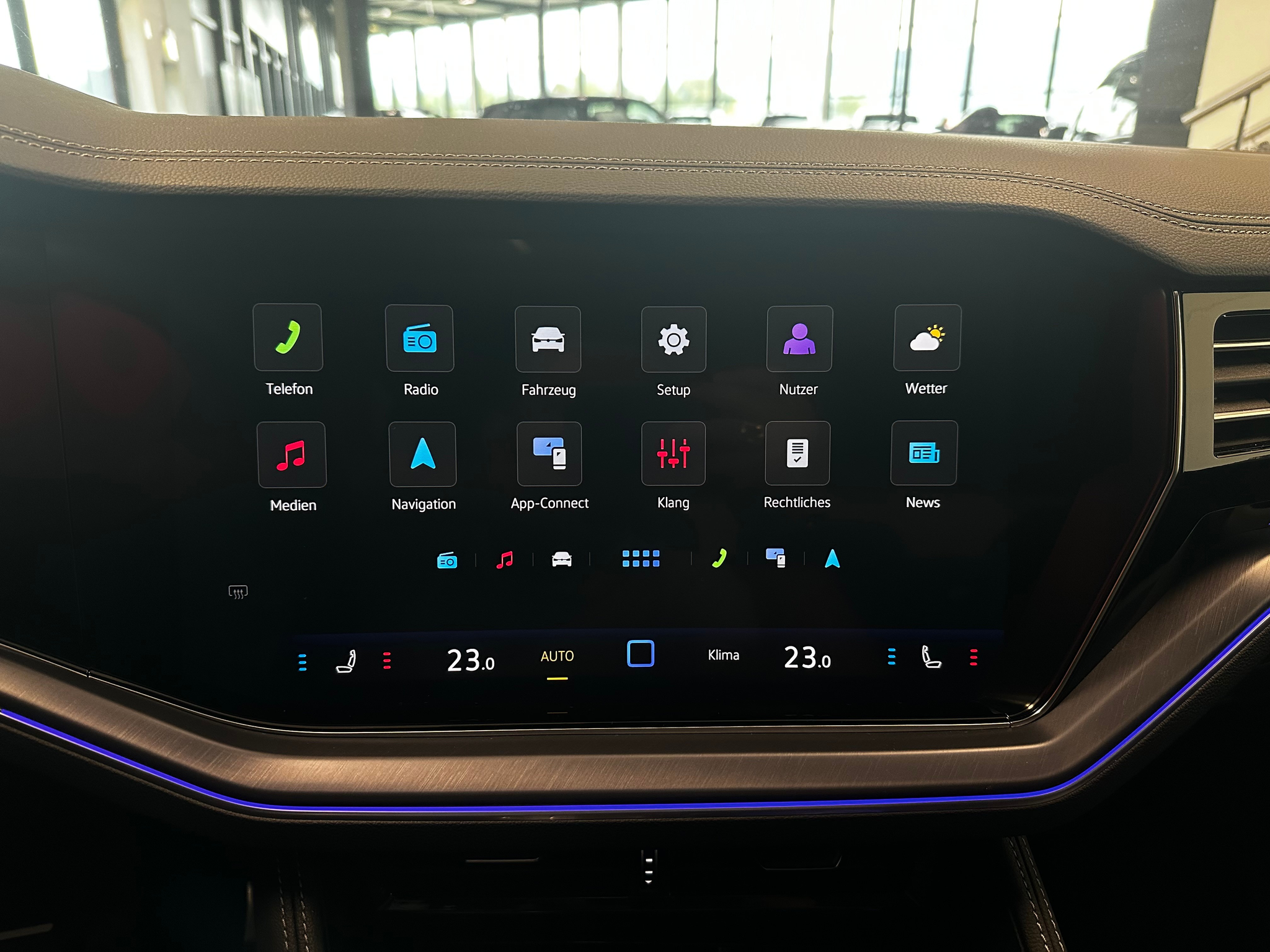 listing desktop thumbnail image 19