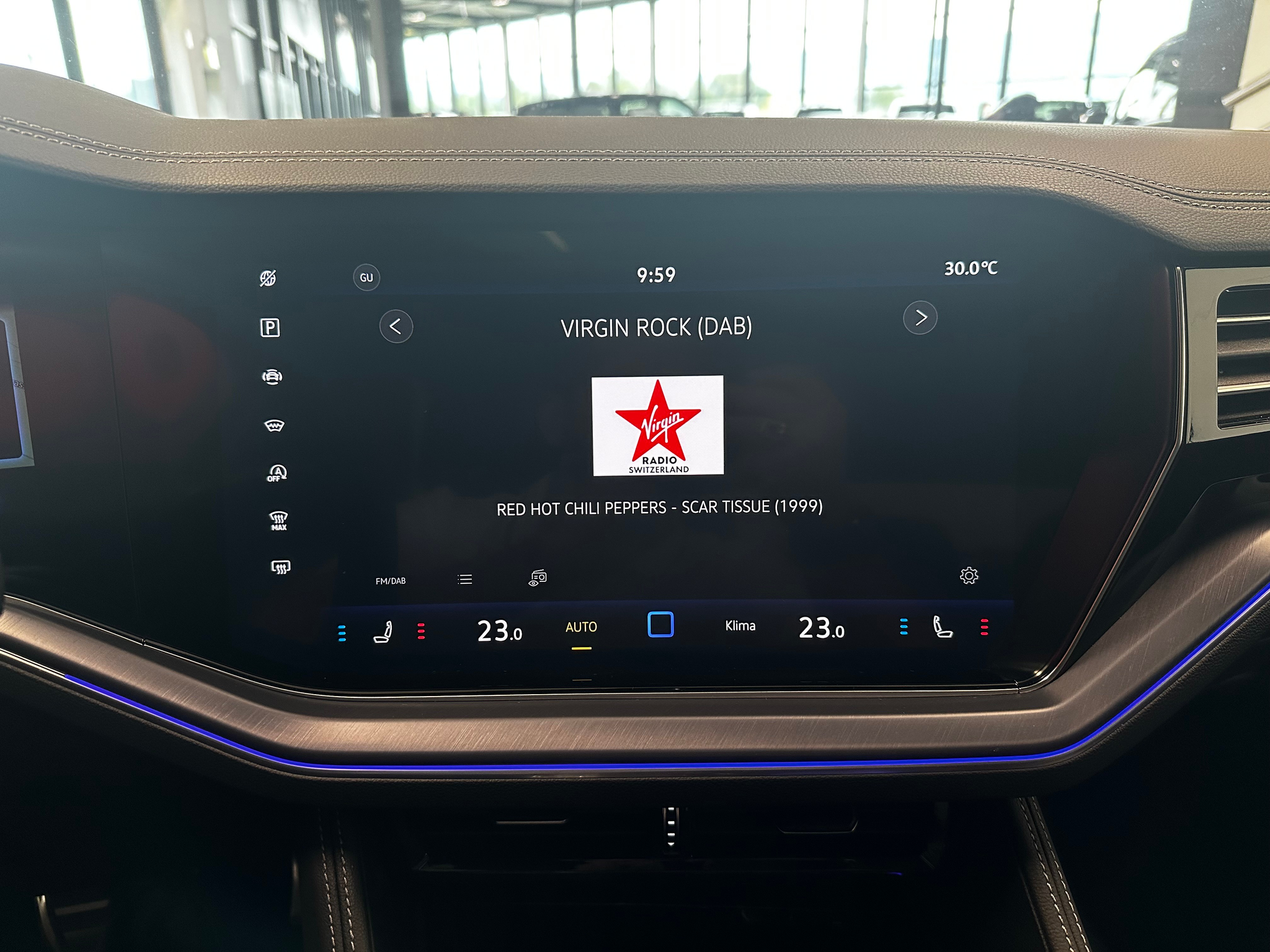listing desktop thumbnail image 16