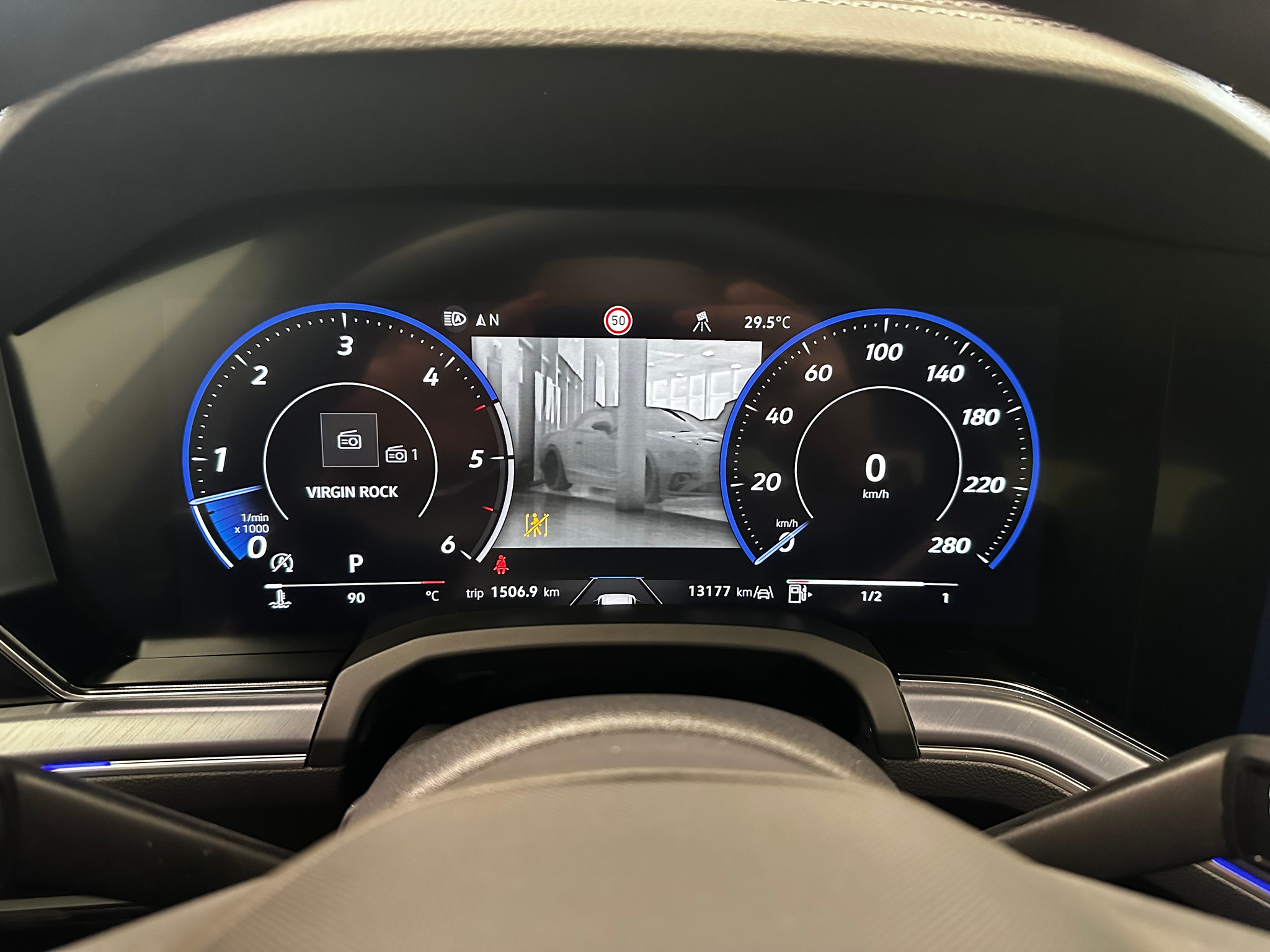 listing desktop thumbnail image 12