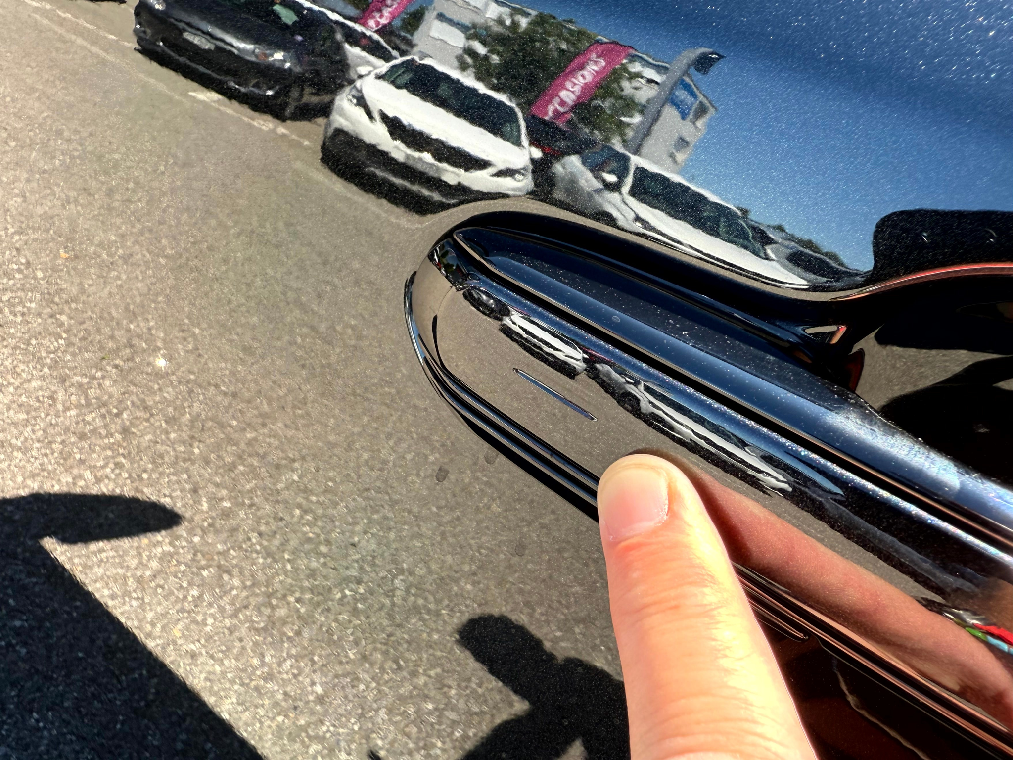 listing desktop thumbnail image 16