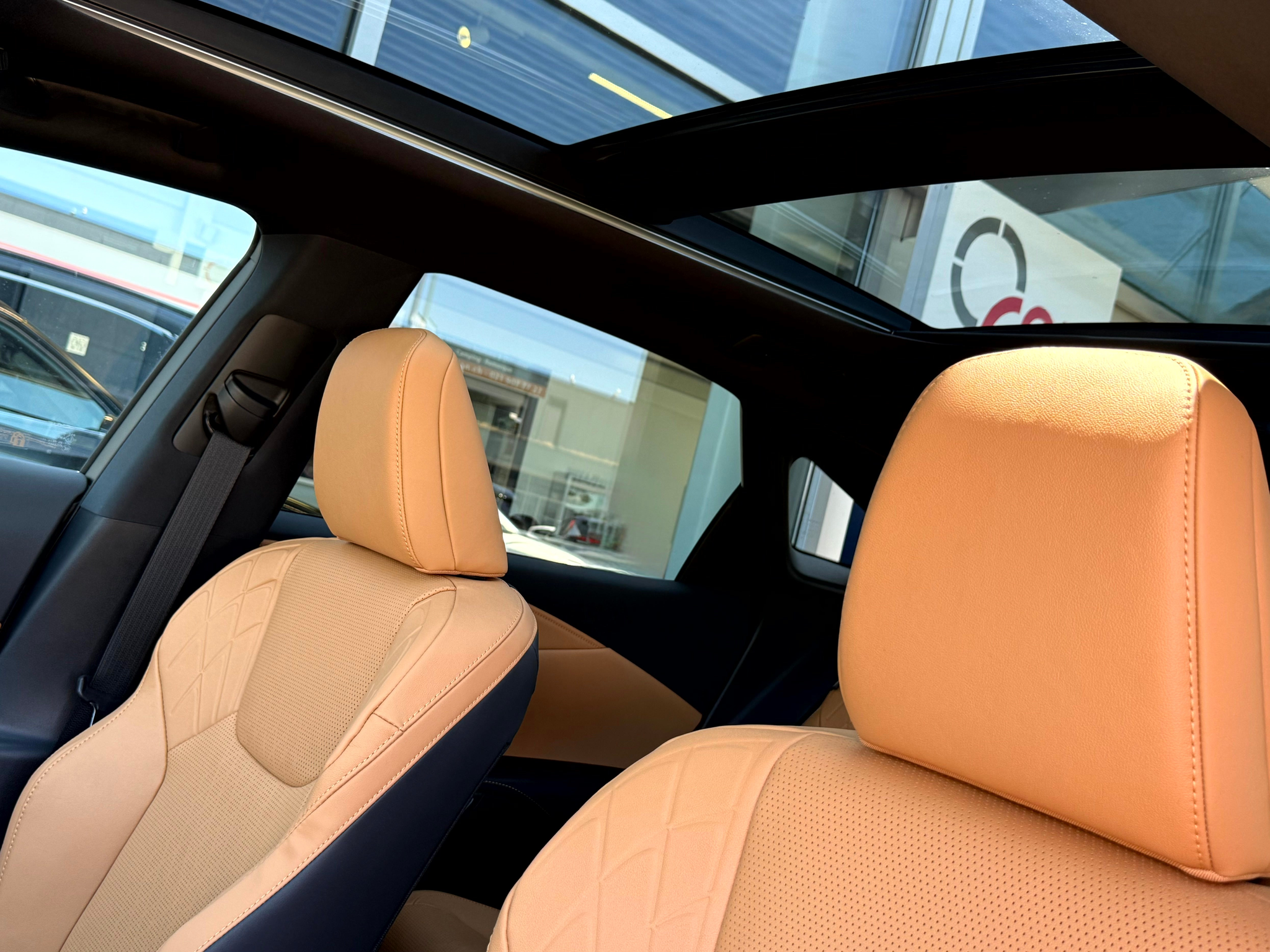 listing desktop thumbnail image 29