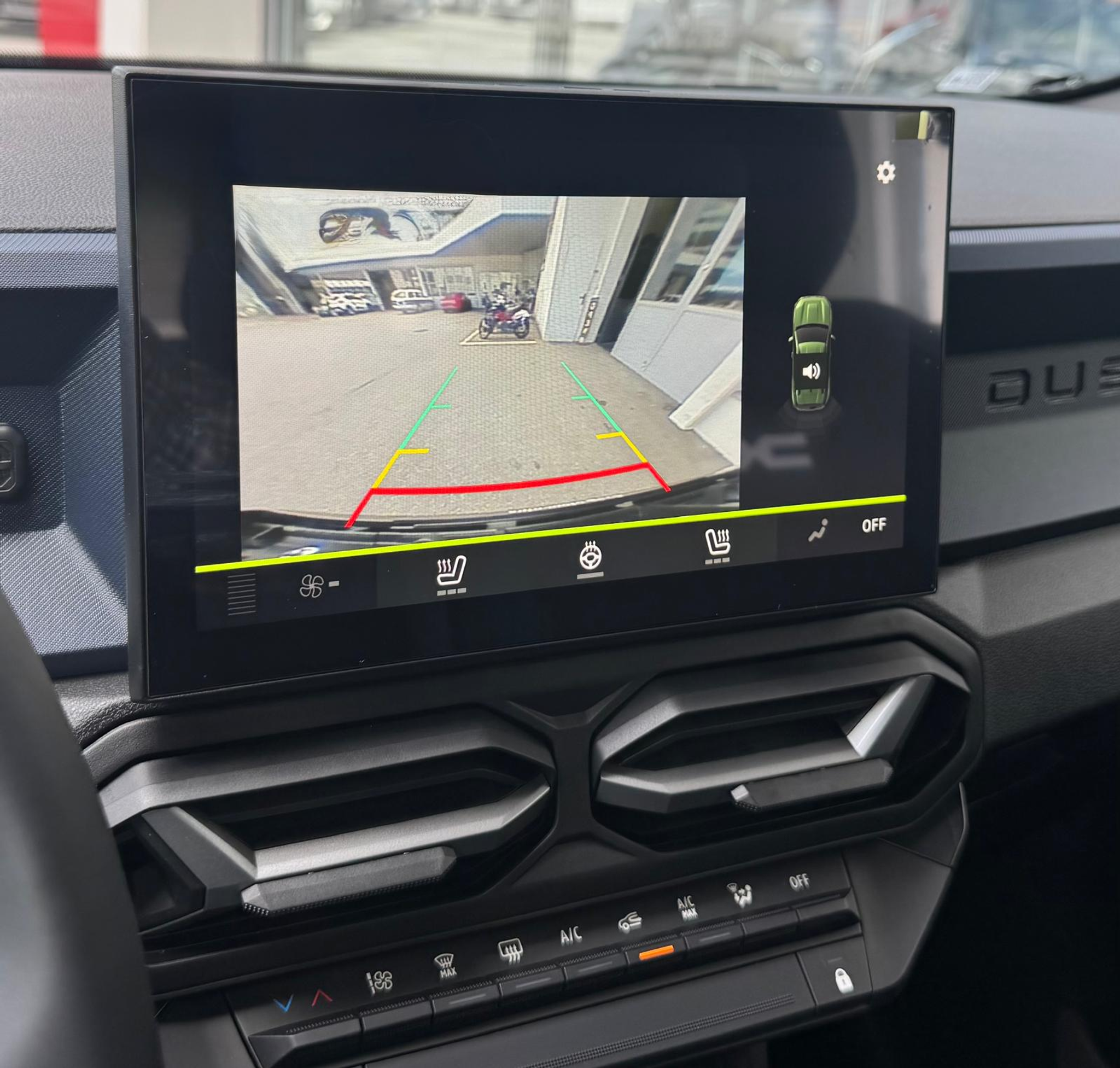 listing desktop thumbnail image 11