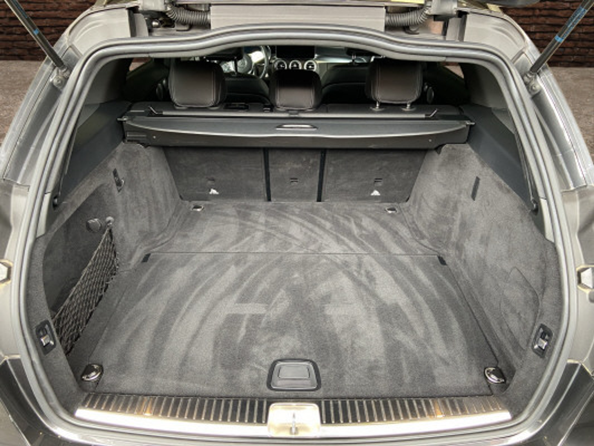 listing desktop thumbnail image 6