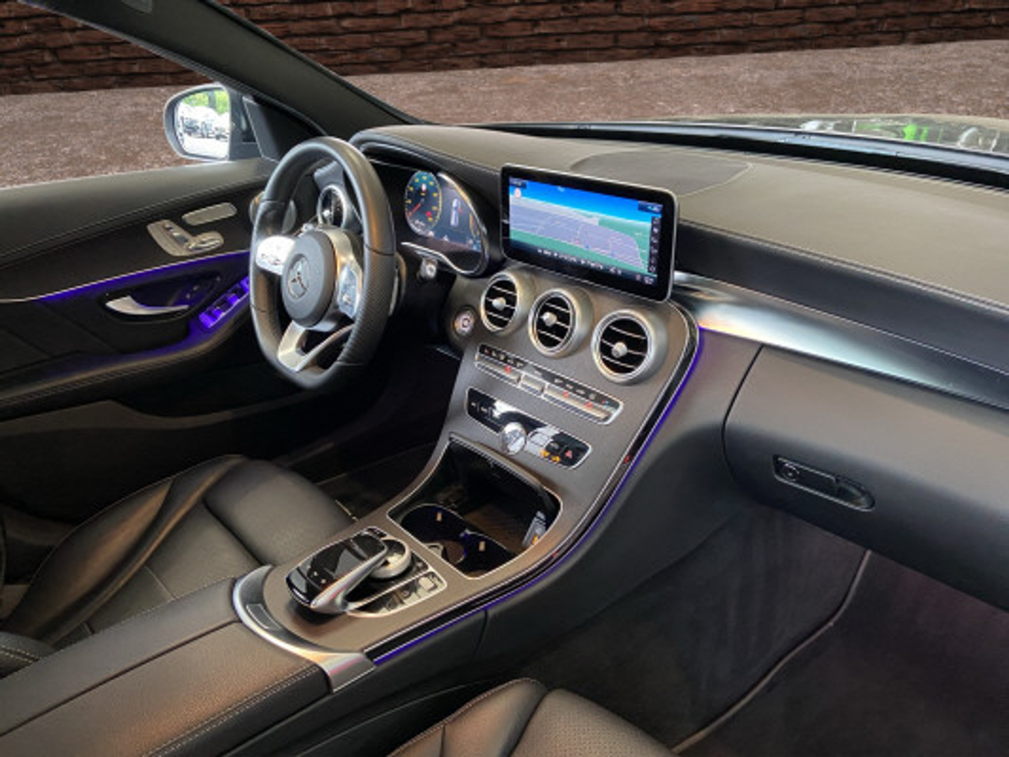 listing desktop thumbnail image 14