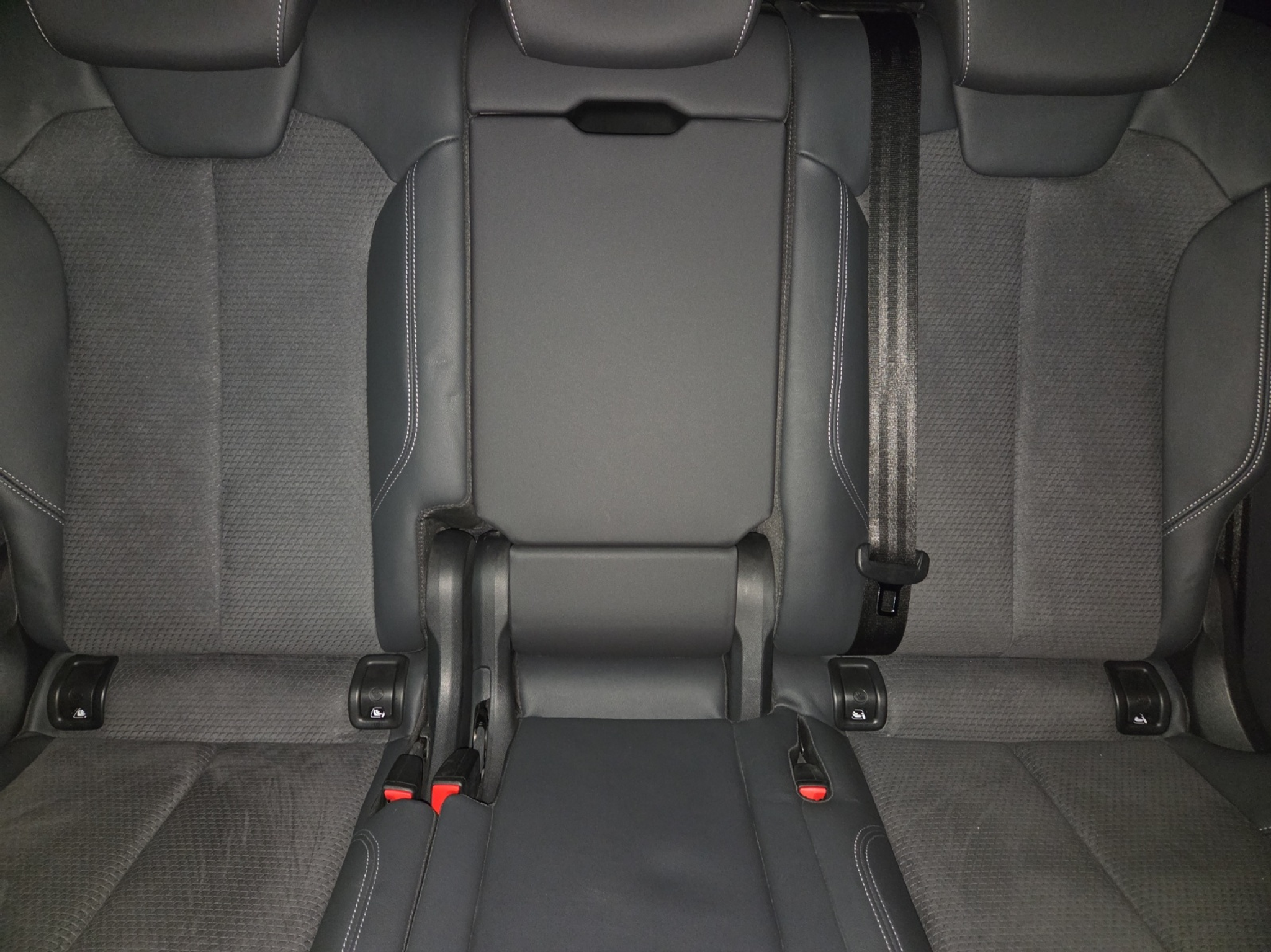 listing desktop thumbnail image 7