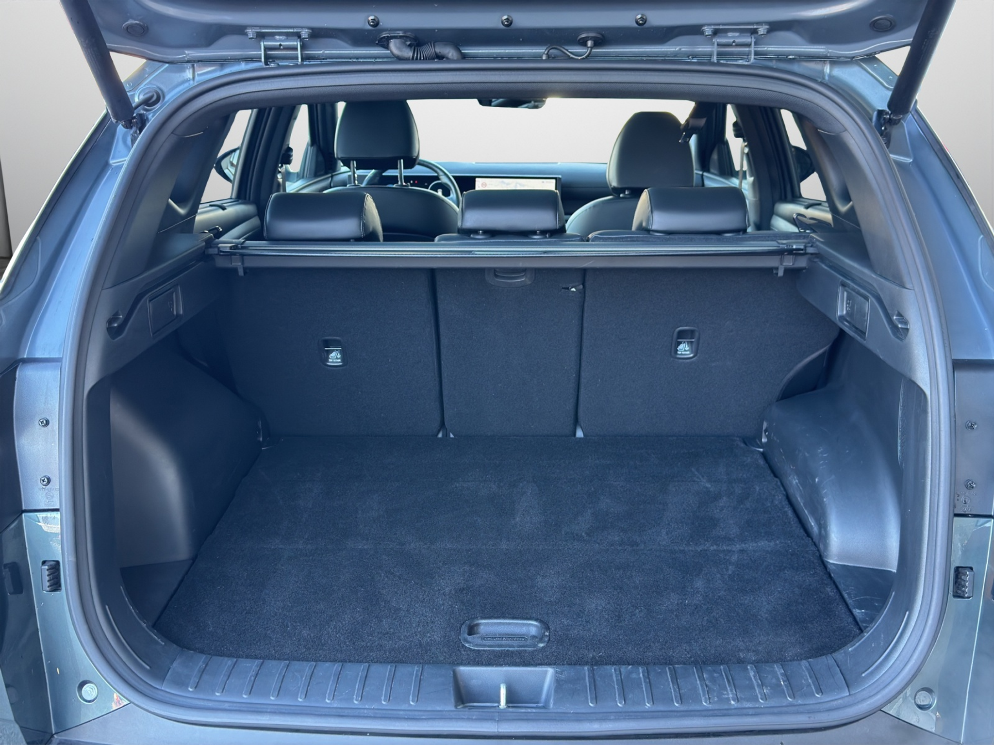 listing desktop thumbnail image 15