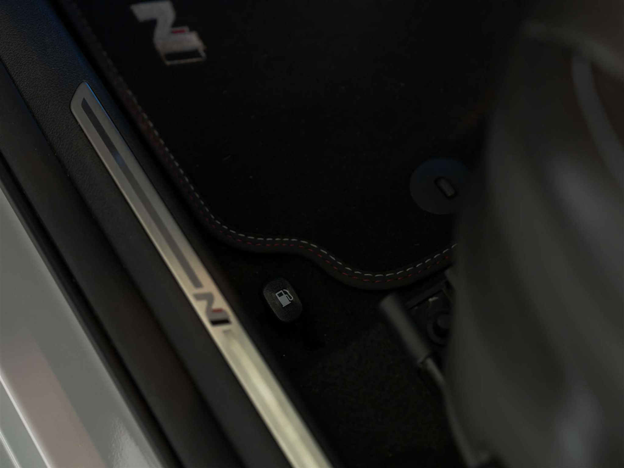 listing desktop thumbnail image 26