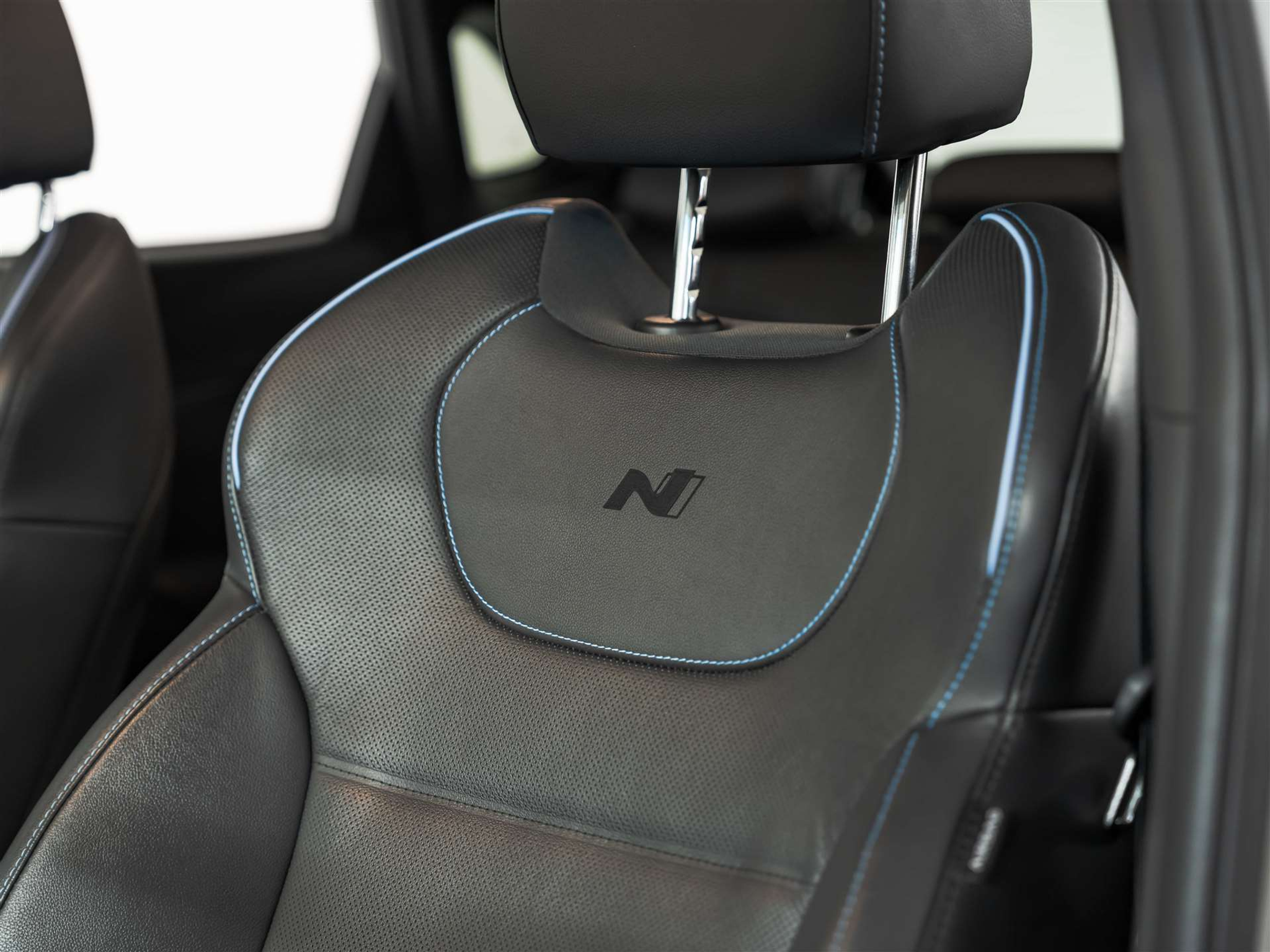 listing desktop thumbnail image 11